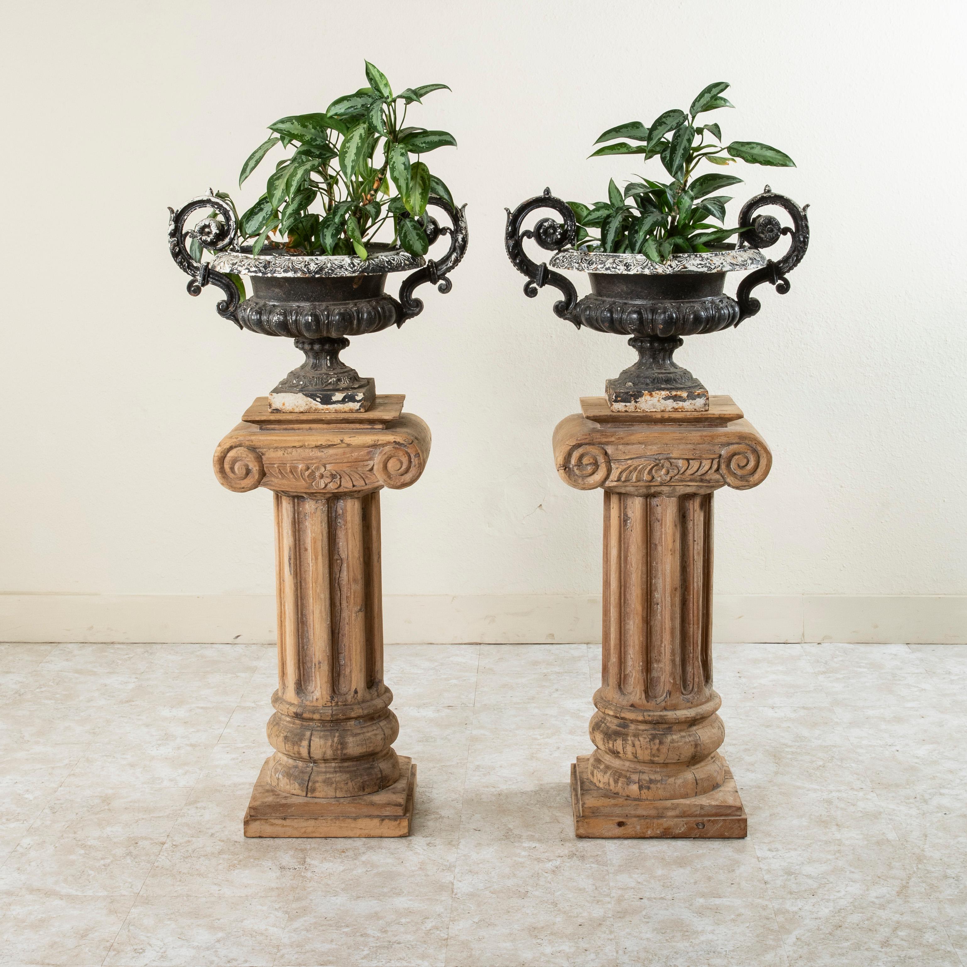 Hand-Carved Pair of Late 19th Century French Hand Carved Beech Columns or Pedestals, 35-in H For Sale