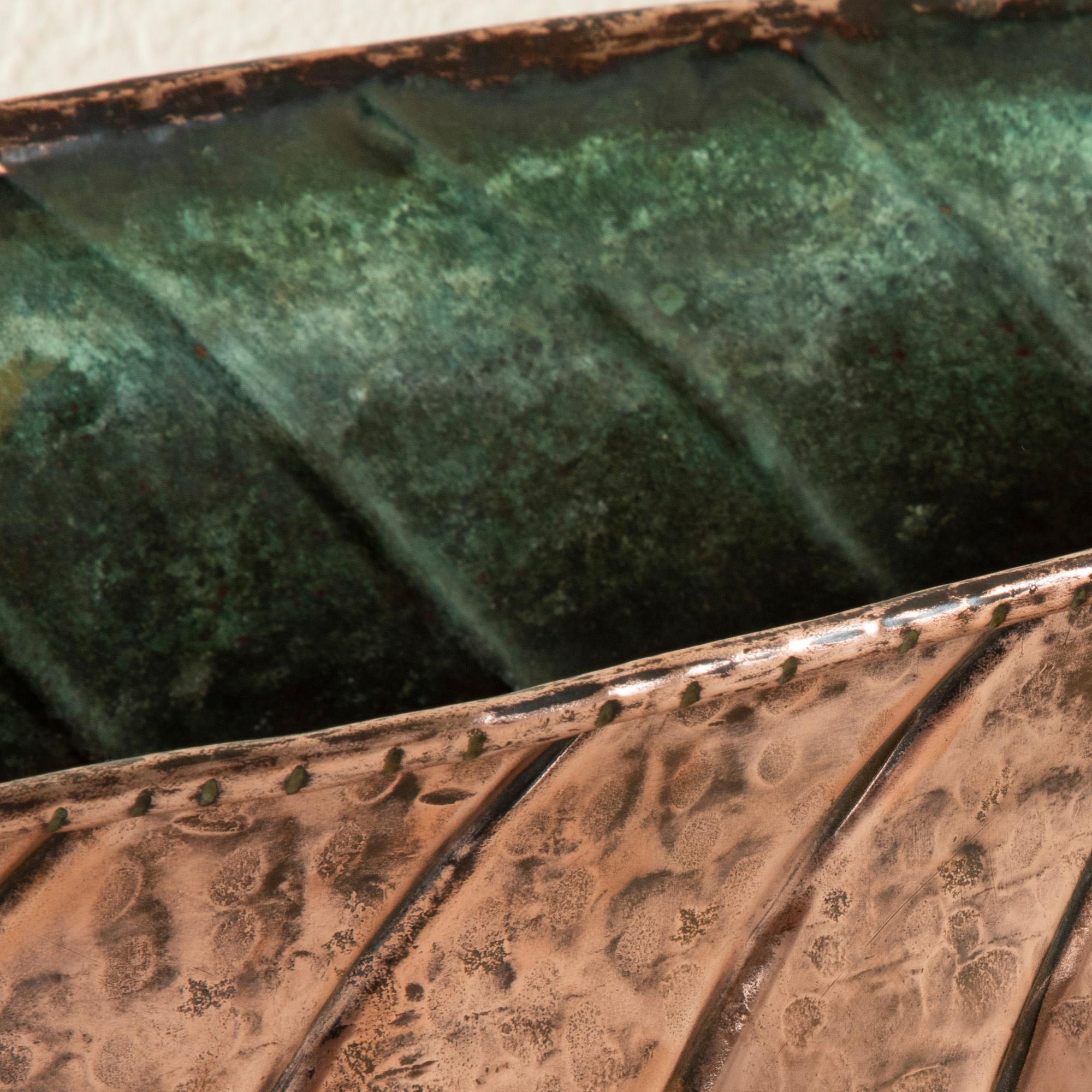 Pair of Late 19th Century French Hand-Hammered Copper Jardinières or Planters For Sale 5