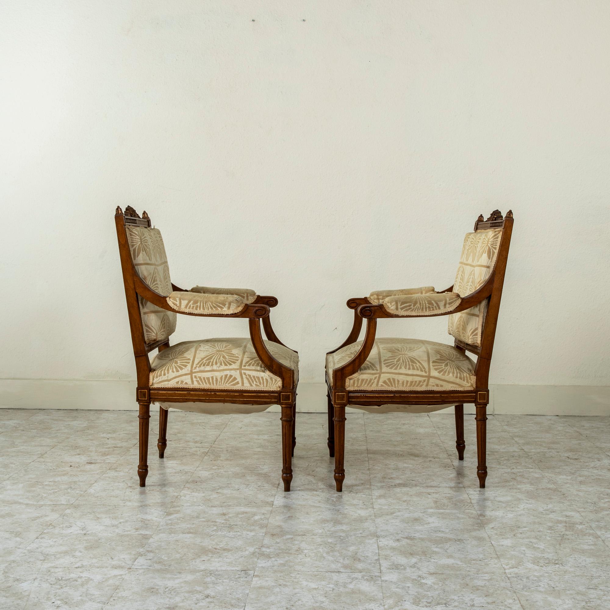 Pair of Late 19th Century French Louis XVI Style Hand Carved Walnut Armchairs For Sale 1