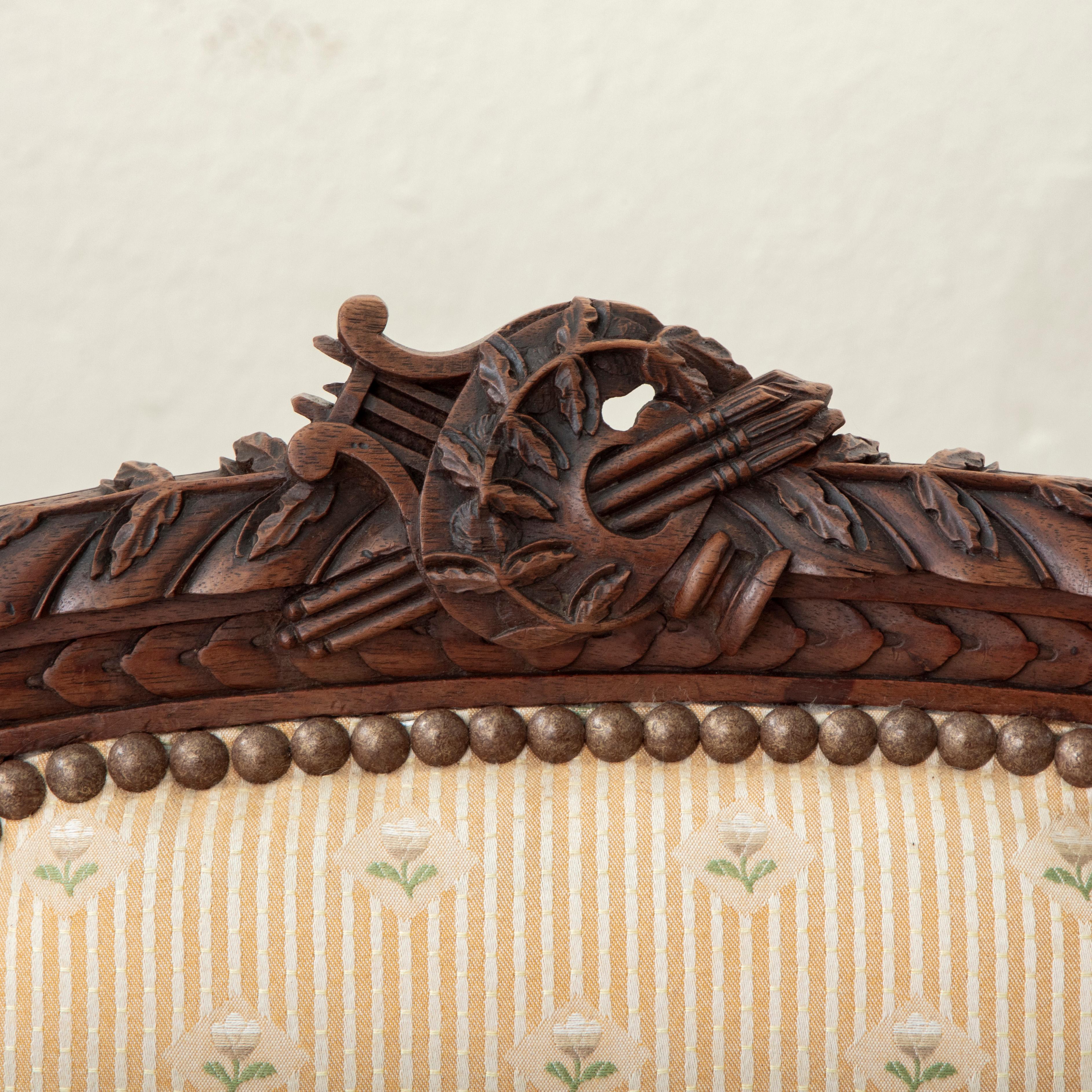 Pair of Late 19th Century French Louis XVI Style Hand Carved Walnut Side Chairs For Sale 6