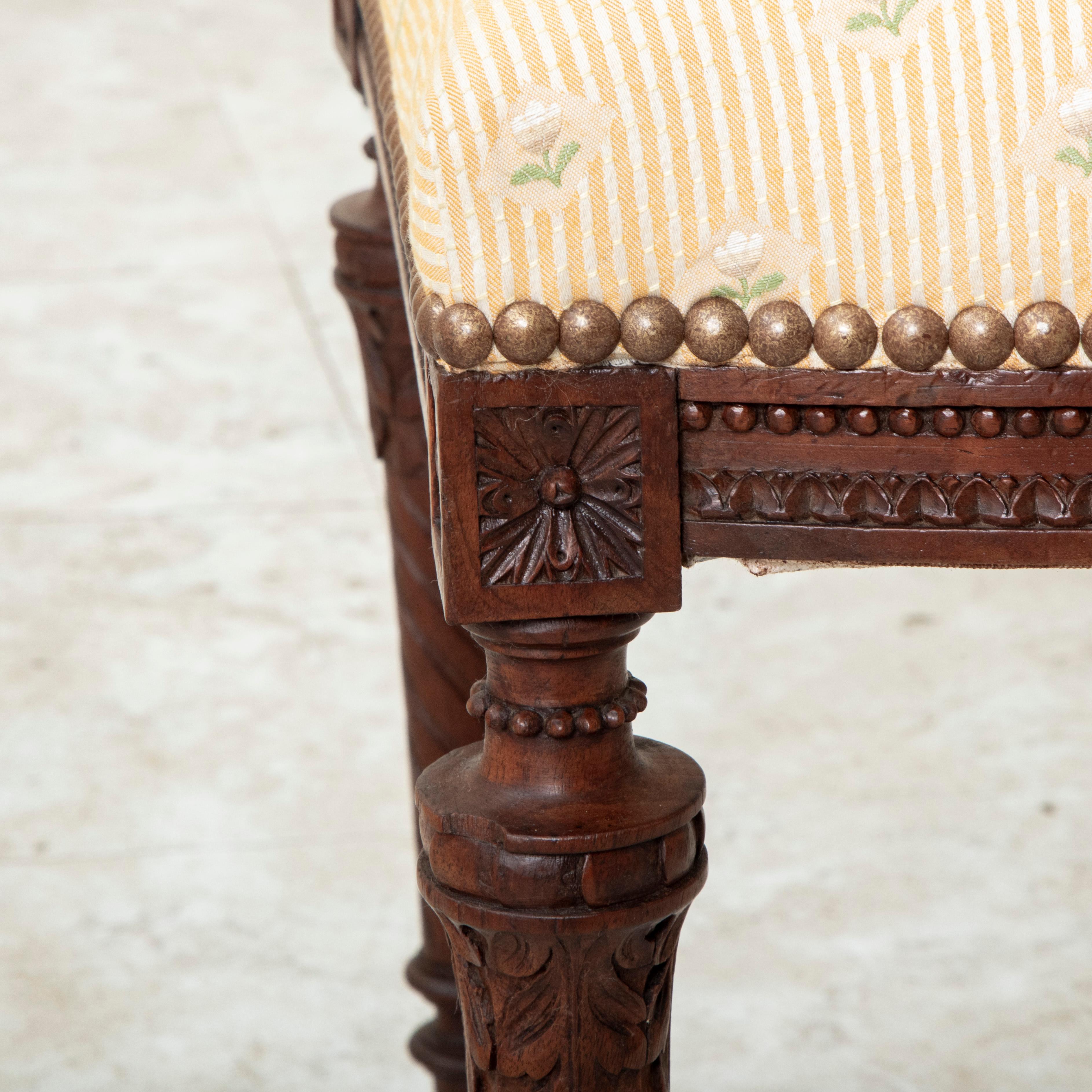 Pair of Late 19th Century French Louis XVI Style Hand Carved Walnut Side Chairs For Sale 8