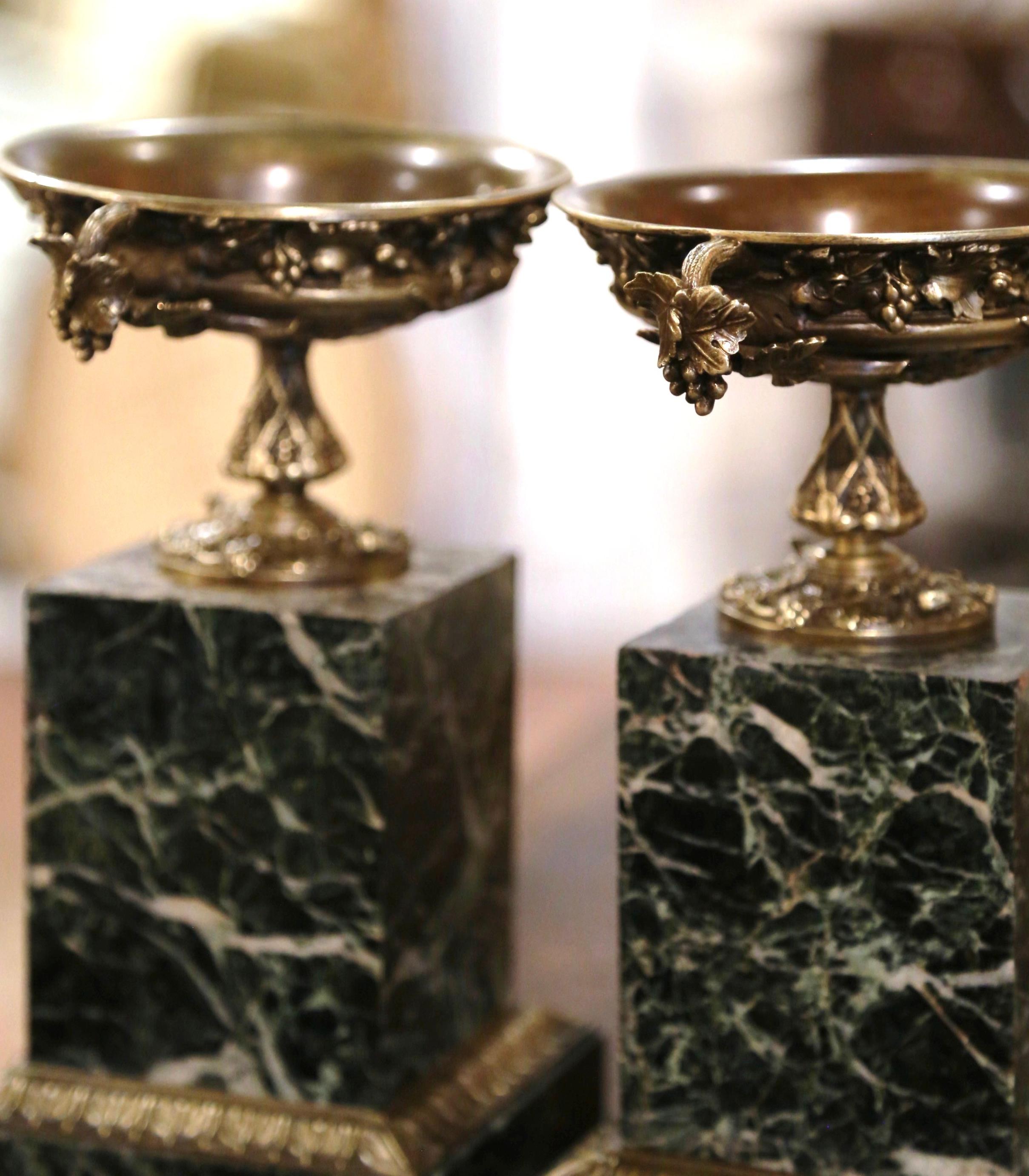 Pair of Late 19th Century French Marble and Bronze Vide-Poches Urns Tazza Dishes For Sale 6