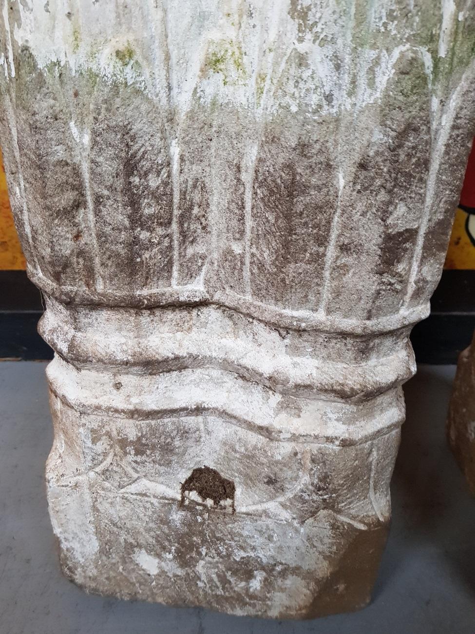 Hand-Crafted Pair of Late 19th Century Handcut Sandstone Pillars with Old White Paint For Sale
