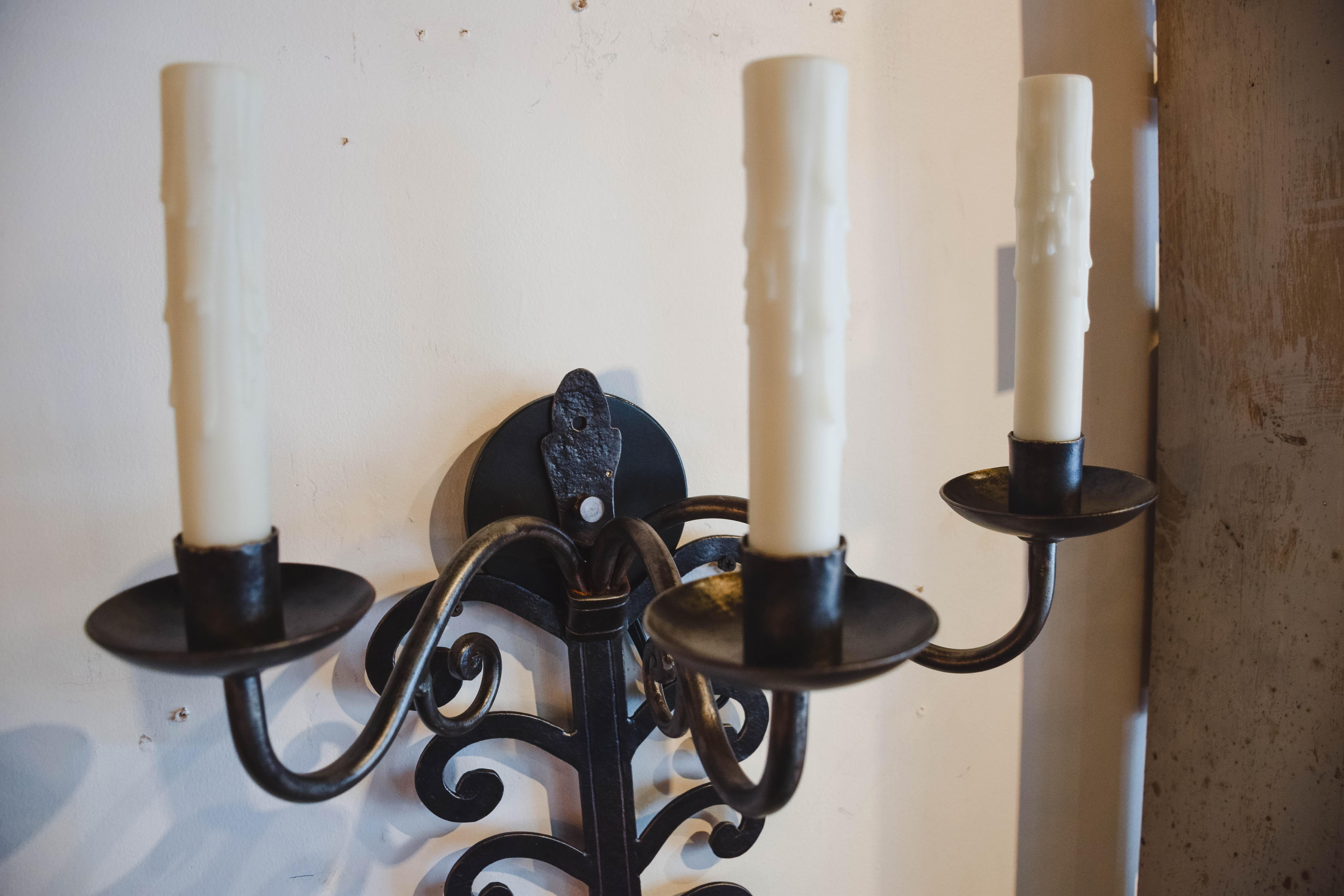 Pair of Late 19th Century Iron Sconces For Sale 4