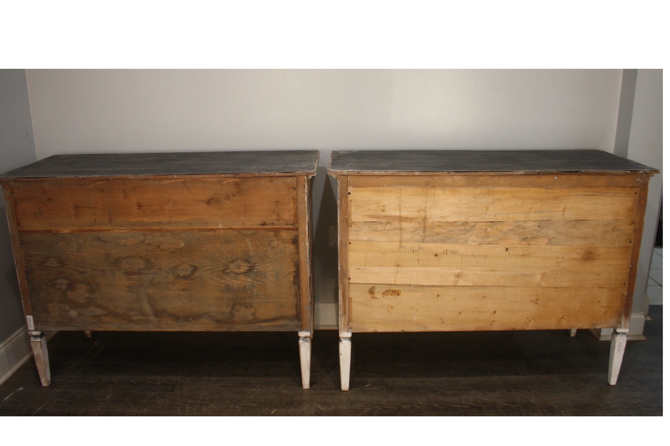 Pair of Late 19th Century Italian Commodes For Sale 3