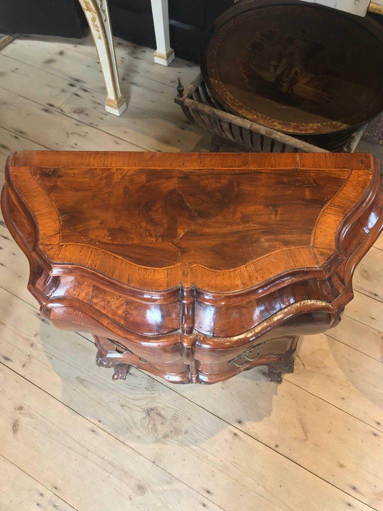 Pair of Late 19th Century Italian Figured Walnut Bedside Commodes In Excellent Condition In Essex, MA