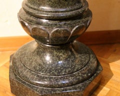 Italian Neoclassical Green Serpentine Marble Pedestal Fluted Column Rotating Top
