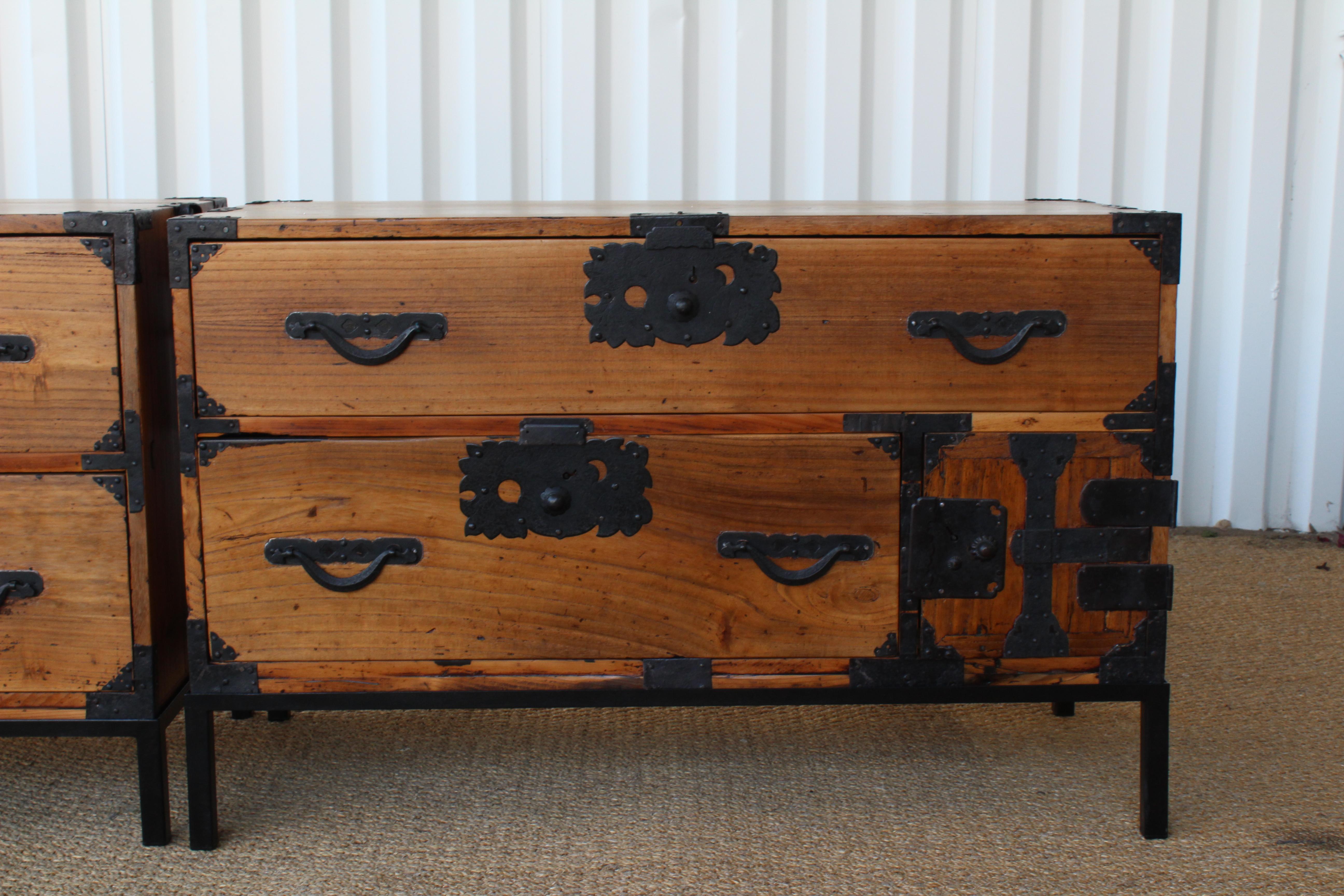 Pair of Late 19th Century Japanese Tansu Chests 1