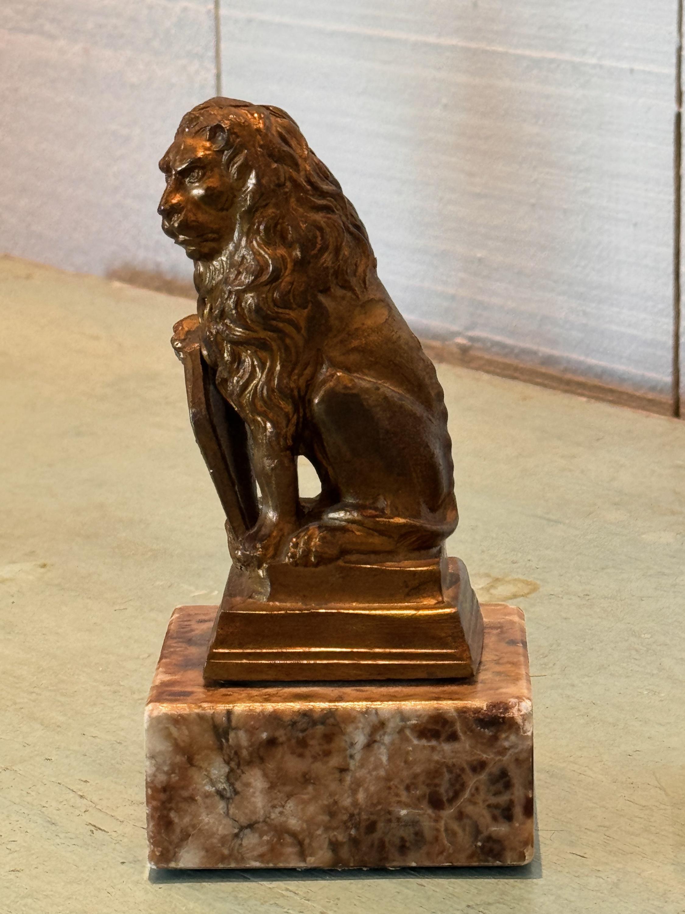 Pair of Late 19th Century Lions on Marble Bases In Good Condition For Sale In Charlottesville, VA