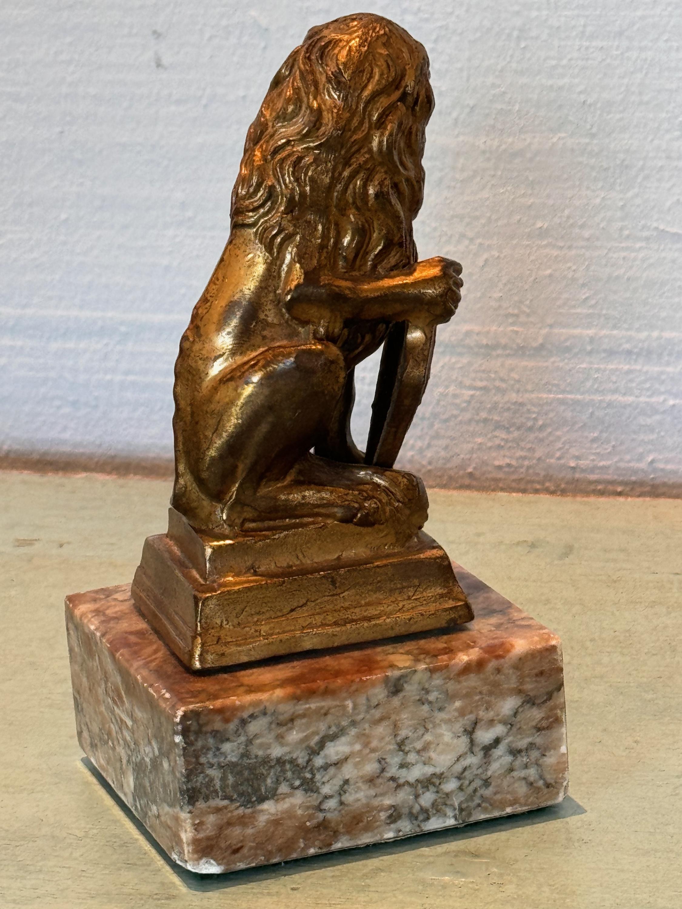 Pair of Late 19th Century Lions on Marble Bases For Sale 2