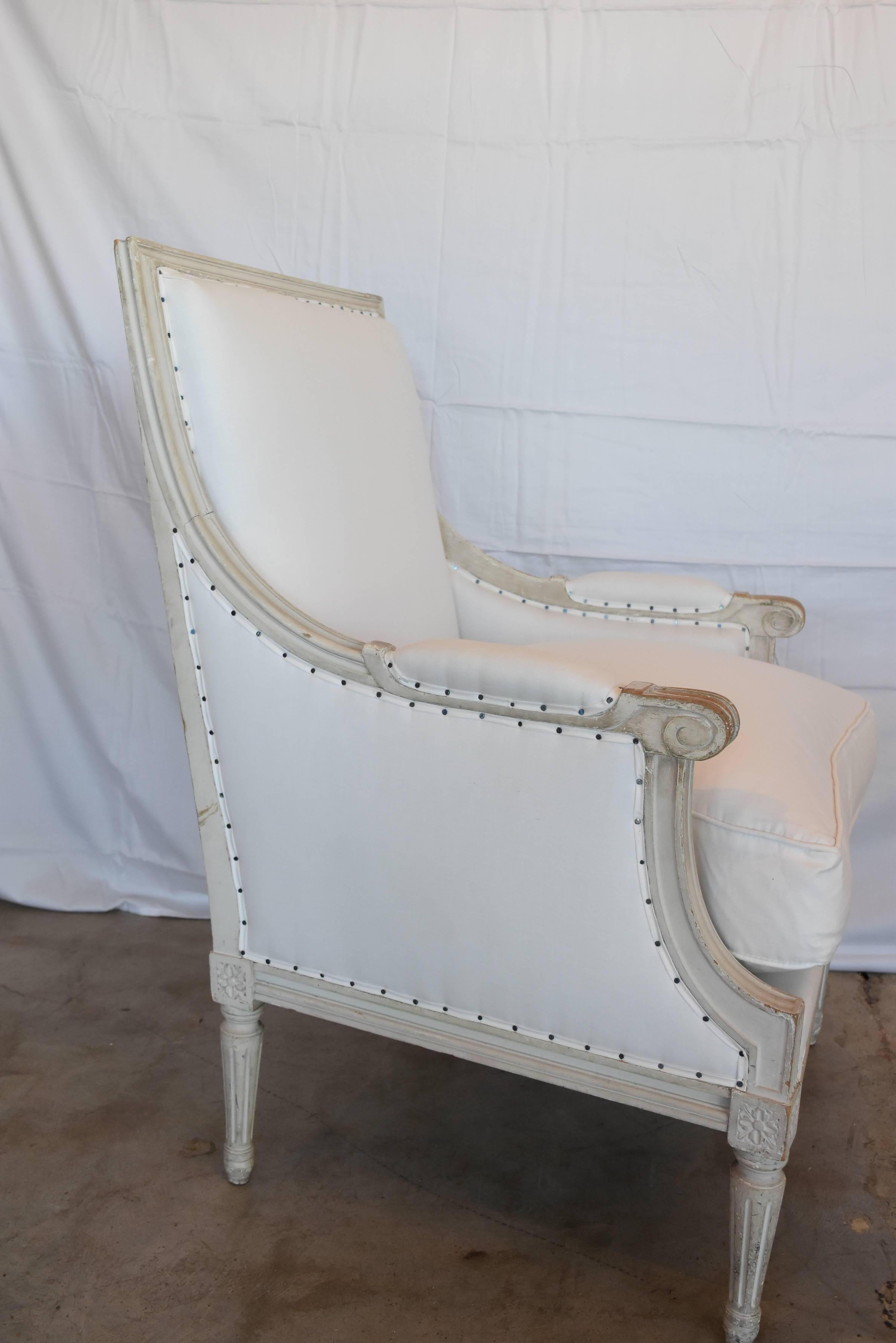 Pair of Late 19th Century Painted Gray Louis XVI Style French Bergere Armchairs 2