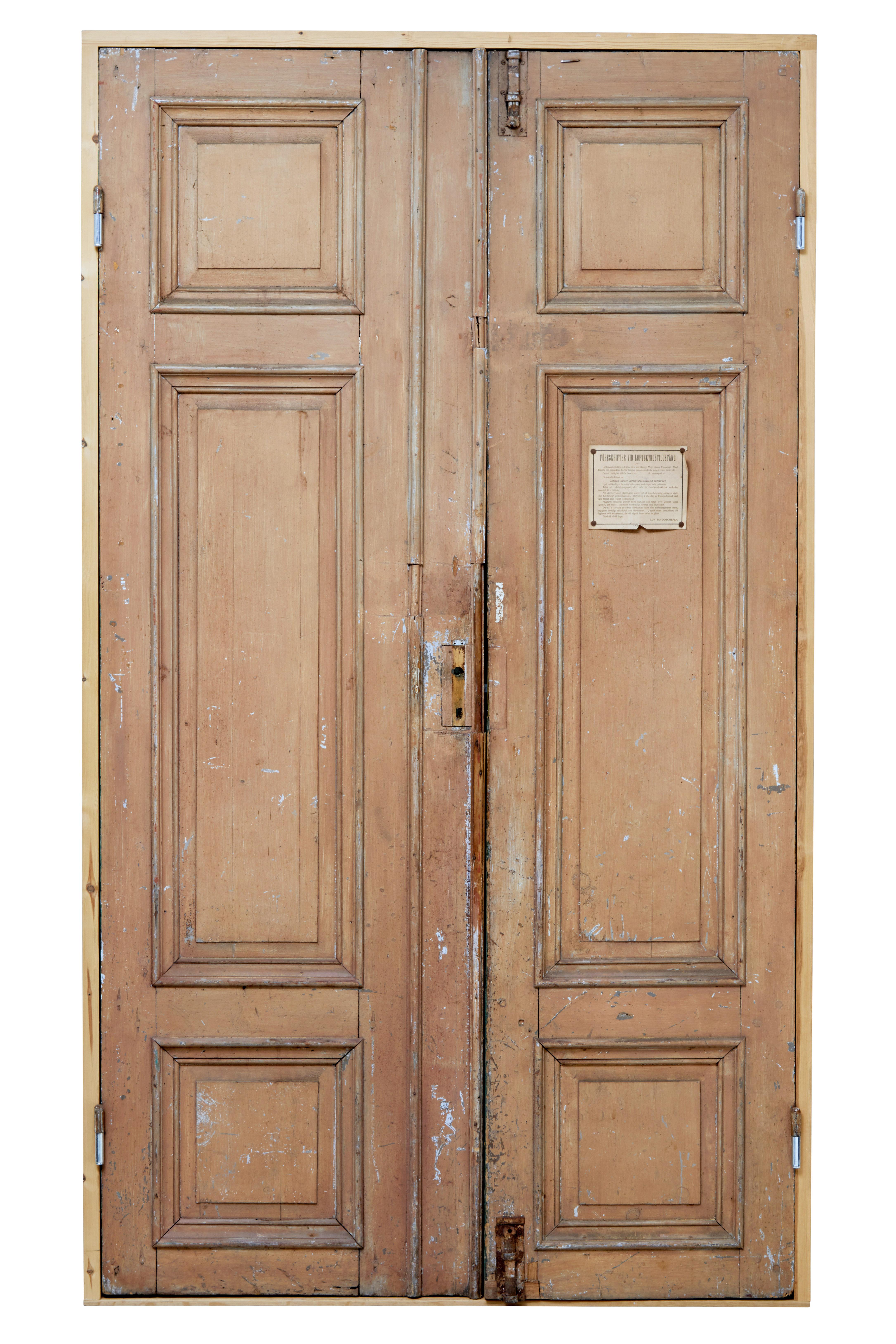Pair of Late 19th Century Reclaimed Painted Swedish Doors In Fair Condition In Debenham, Suffolk