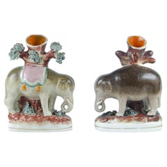 Sculture di animali in metallo