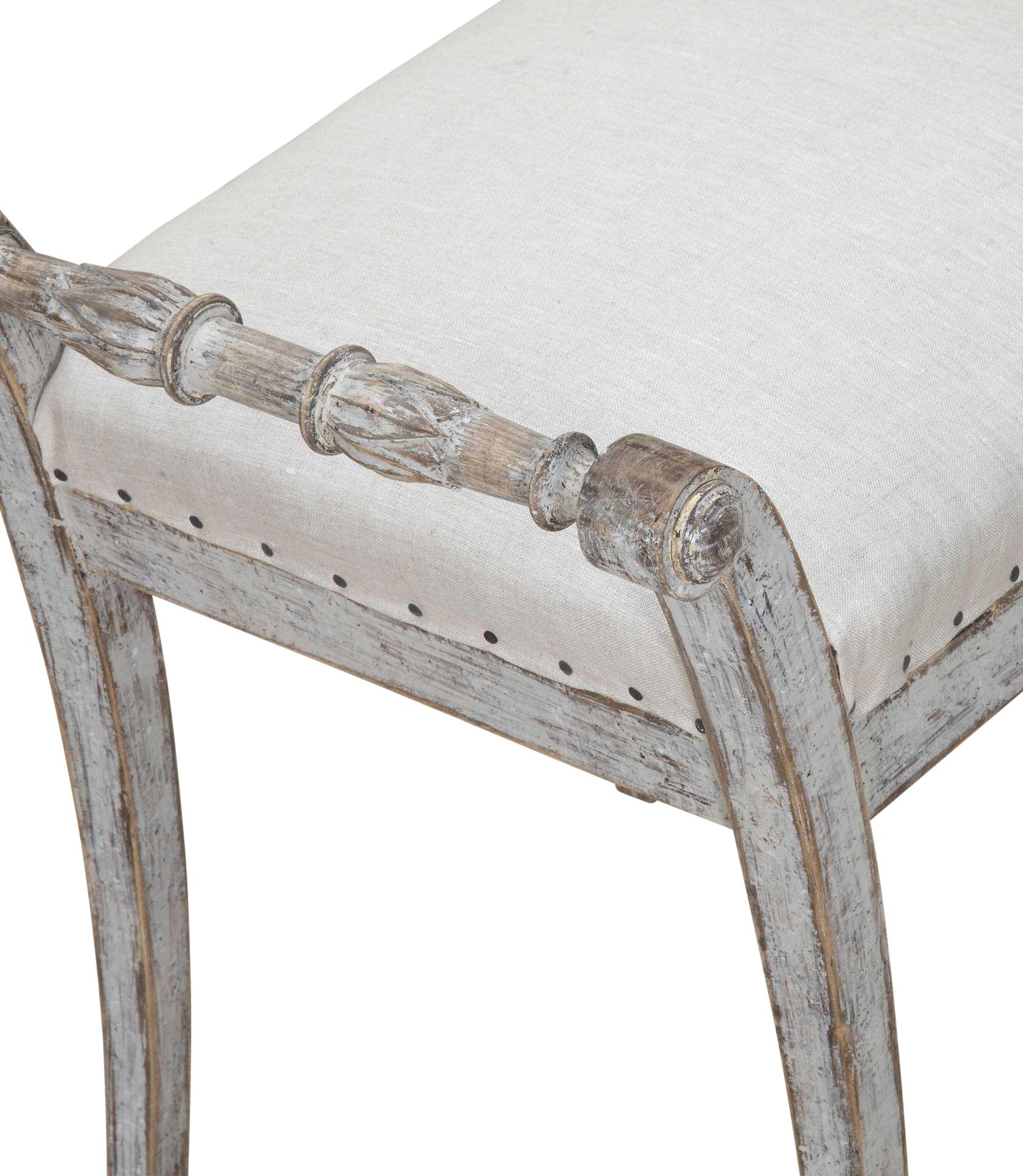 Suédois Paire de poufs suédois de style gustavien de la fin du 19e siècle en vente