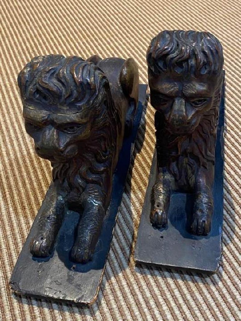 Pair of Late 19th Century Wood and Gilt Lions from Asia For Sale at 1stDibs