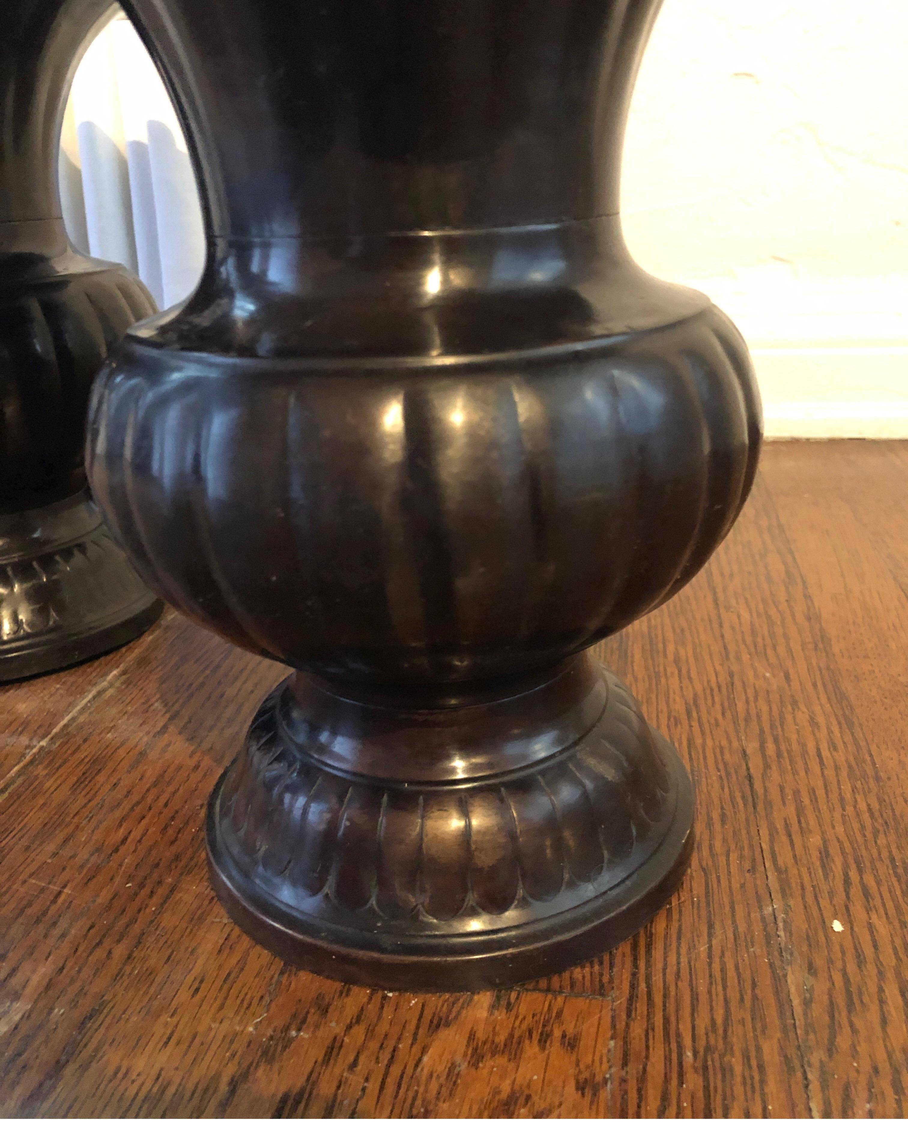 Pair of Late 19th-Early 20th Century Bronze Chinese Gu Vases/Vessels In Good Condition For Sale In Los Angeles, CA