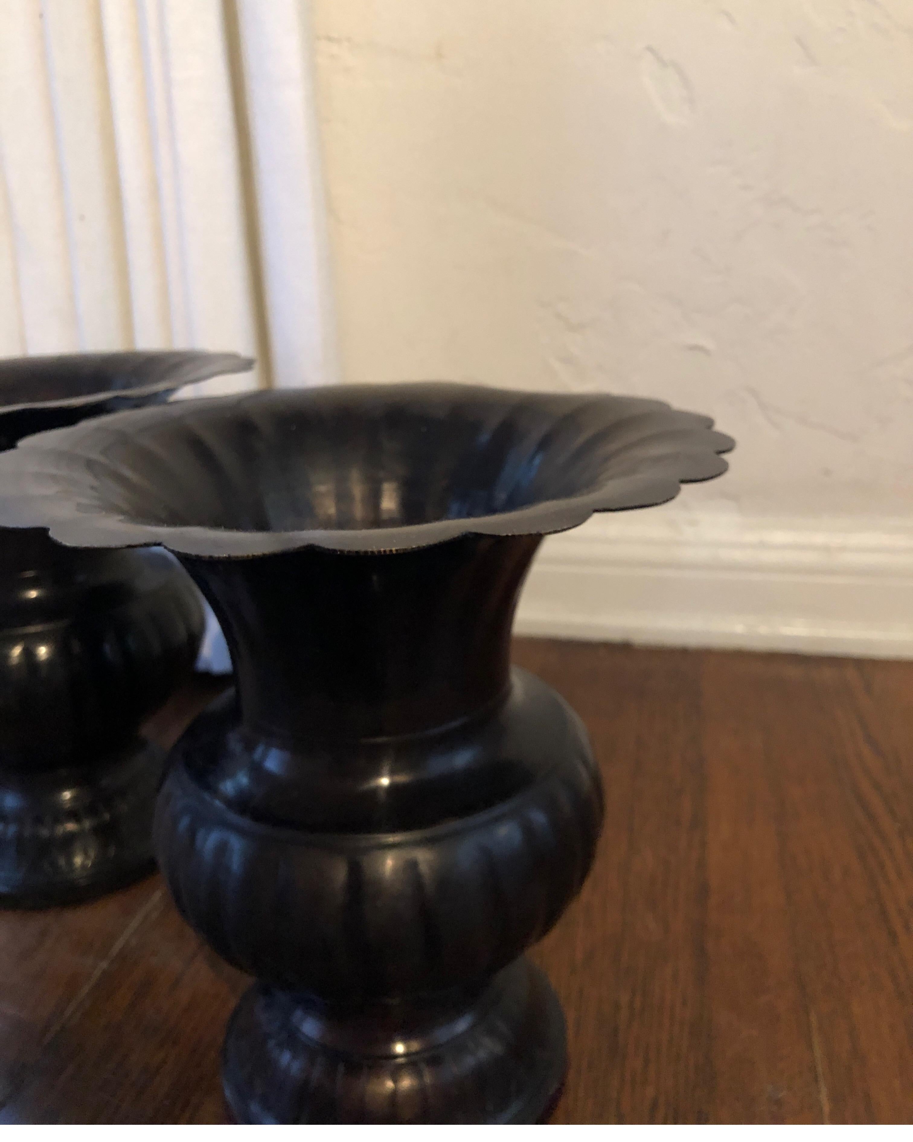 Pair of Late 19th-Early 20th Century Bronze Chinese Gu Vases/Vessels For Sale 2