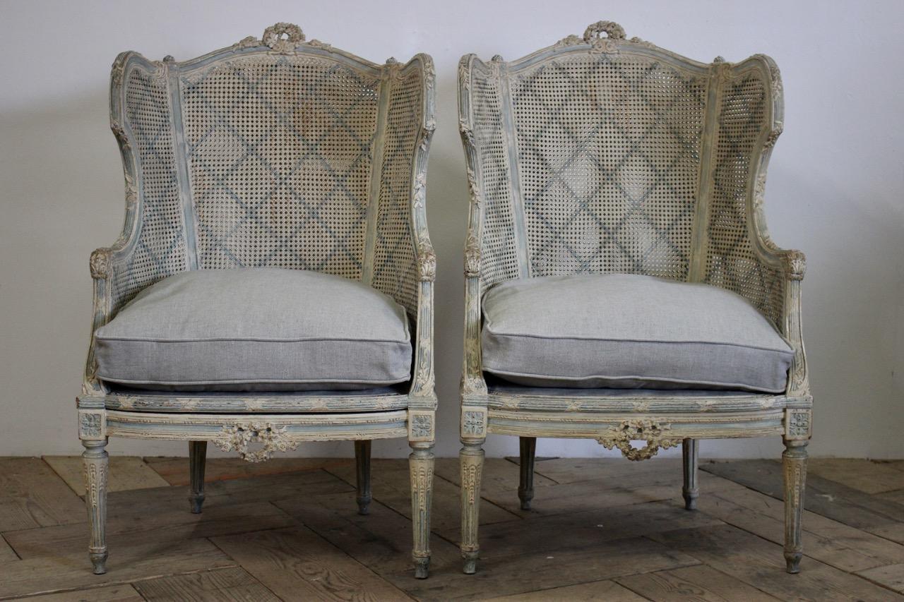 Pair of Late 19th-Early 20th Century French Painted Caned Bergeres For Sale 1
