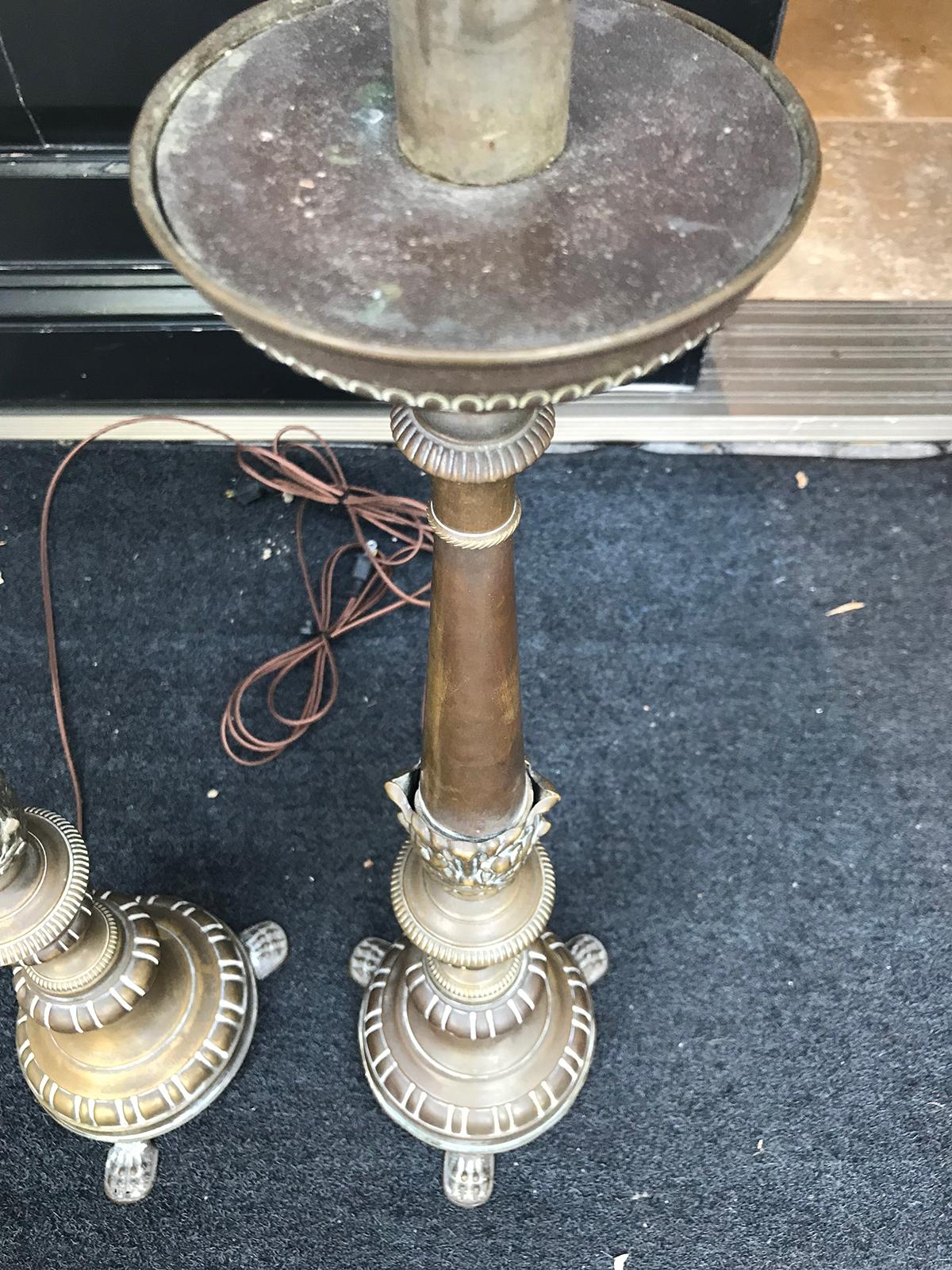 Pair of Late 19th-Early 20th Century Brass Candlesticks as Lamps For Sale 3