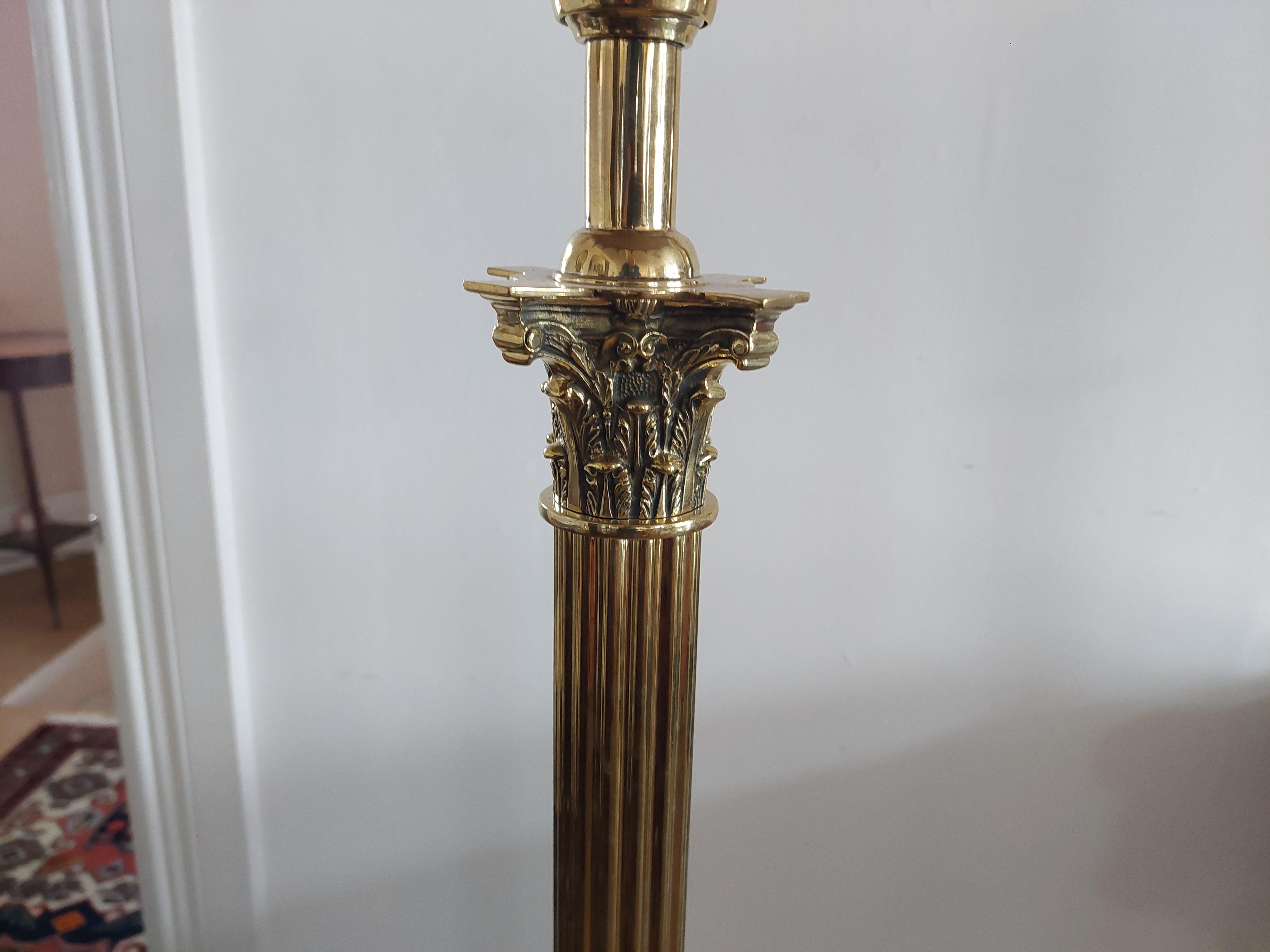 Pair of Late 19thC Brass Extendable Lamp Standards For Sale 2