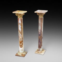 Paar Onyx-Torchersäulen aus dem späten 19.