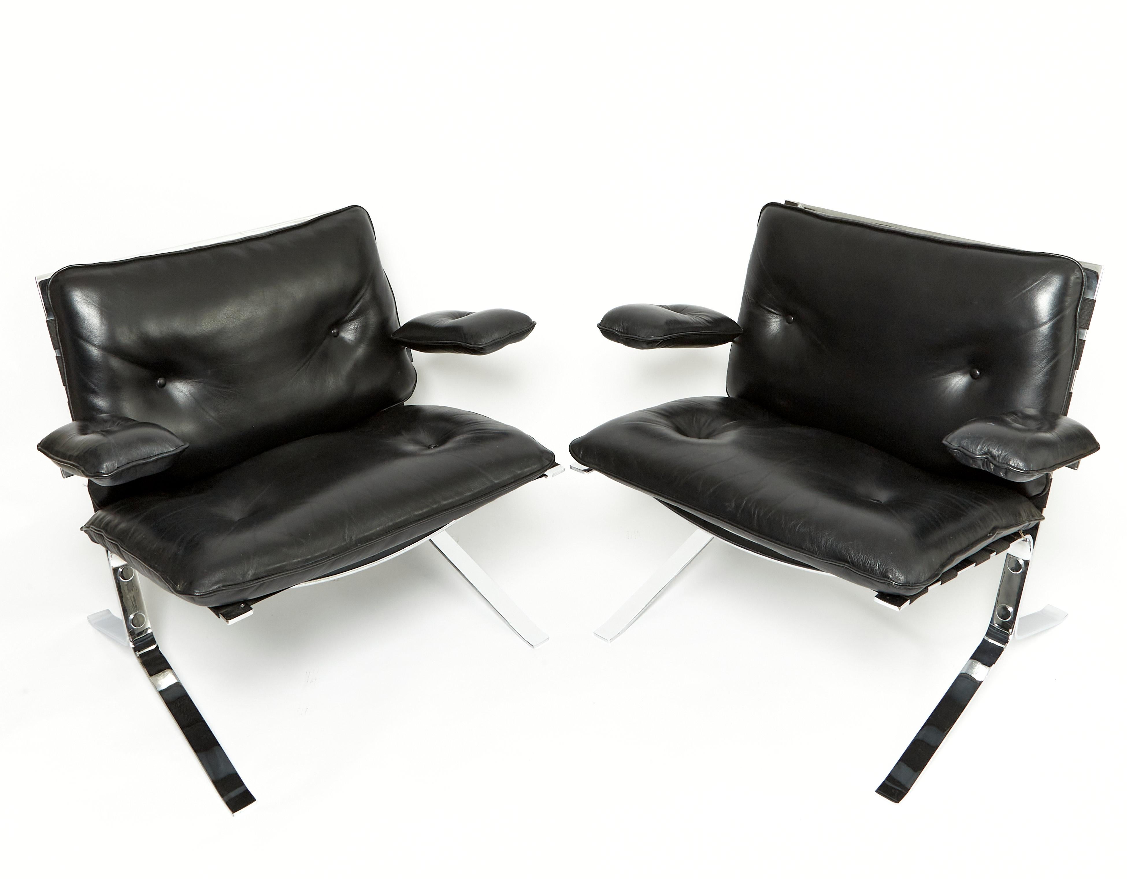 Pair of Late 20th Century black Leather and Chrome Chairs 6