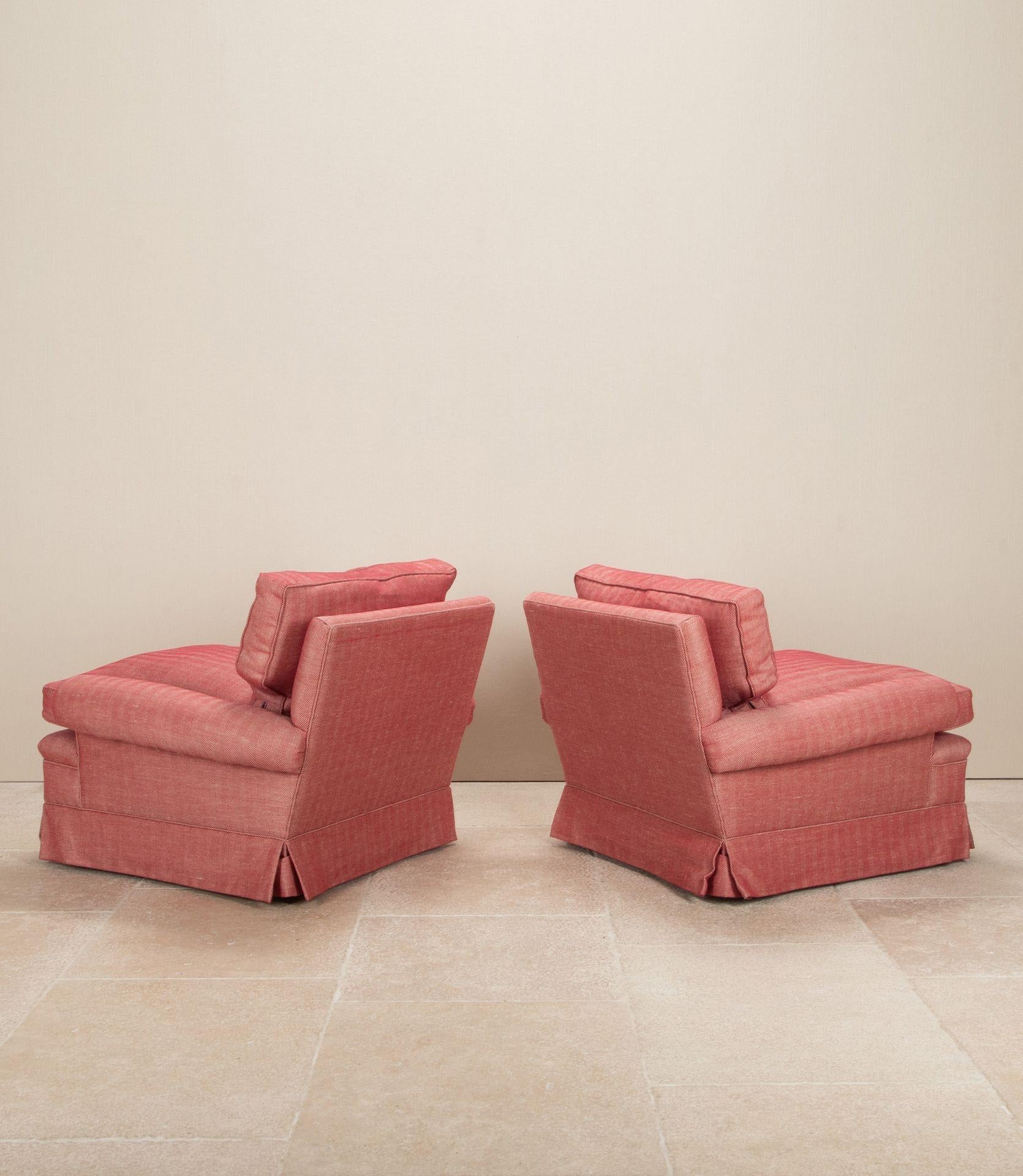 Pareja de sillones ingleses Colefax y Fowler de finales del siglo XX De campo en venta
