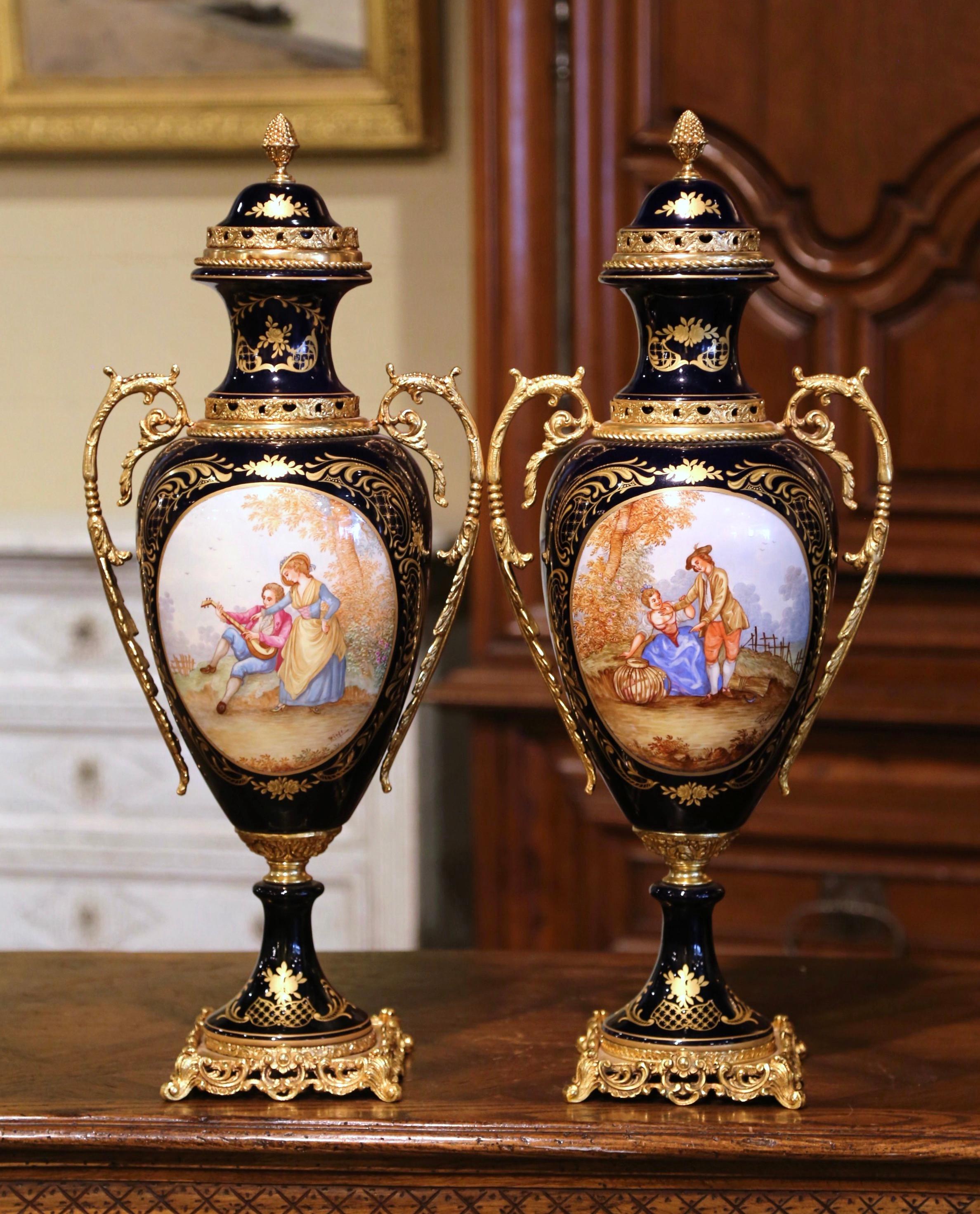 Pair of Late 20th Century French Blue Royal Porcelain & Brass Sèvres Style Urns In Excellent Condition In Dallas, TX