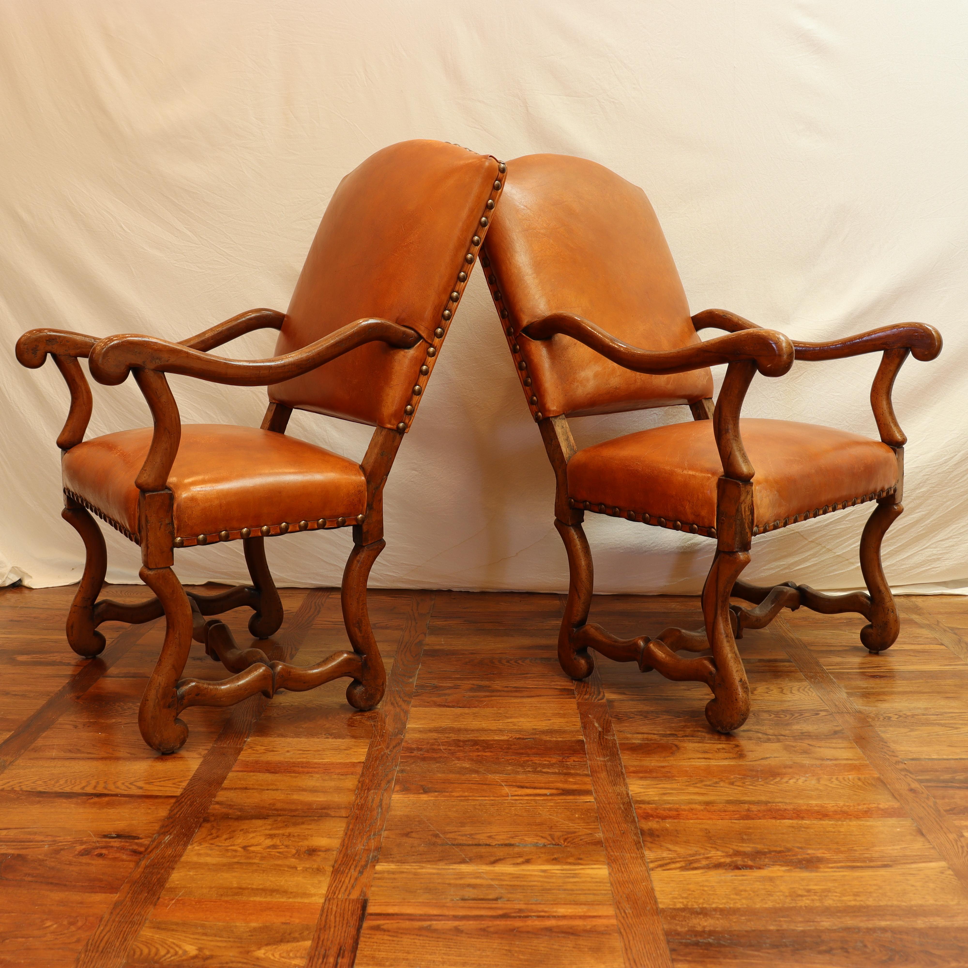 Pair of Late 20th Century Louis XIV Style Walnut Leather Upholstered Armchairs In Good Condition For Sale In Los Angeles, CA