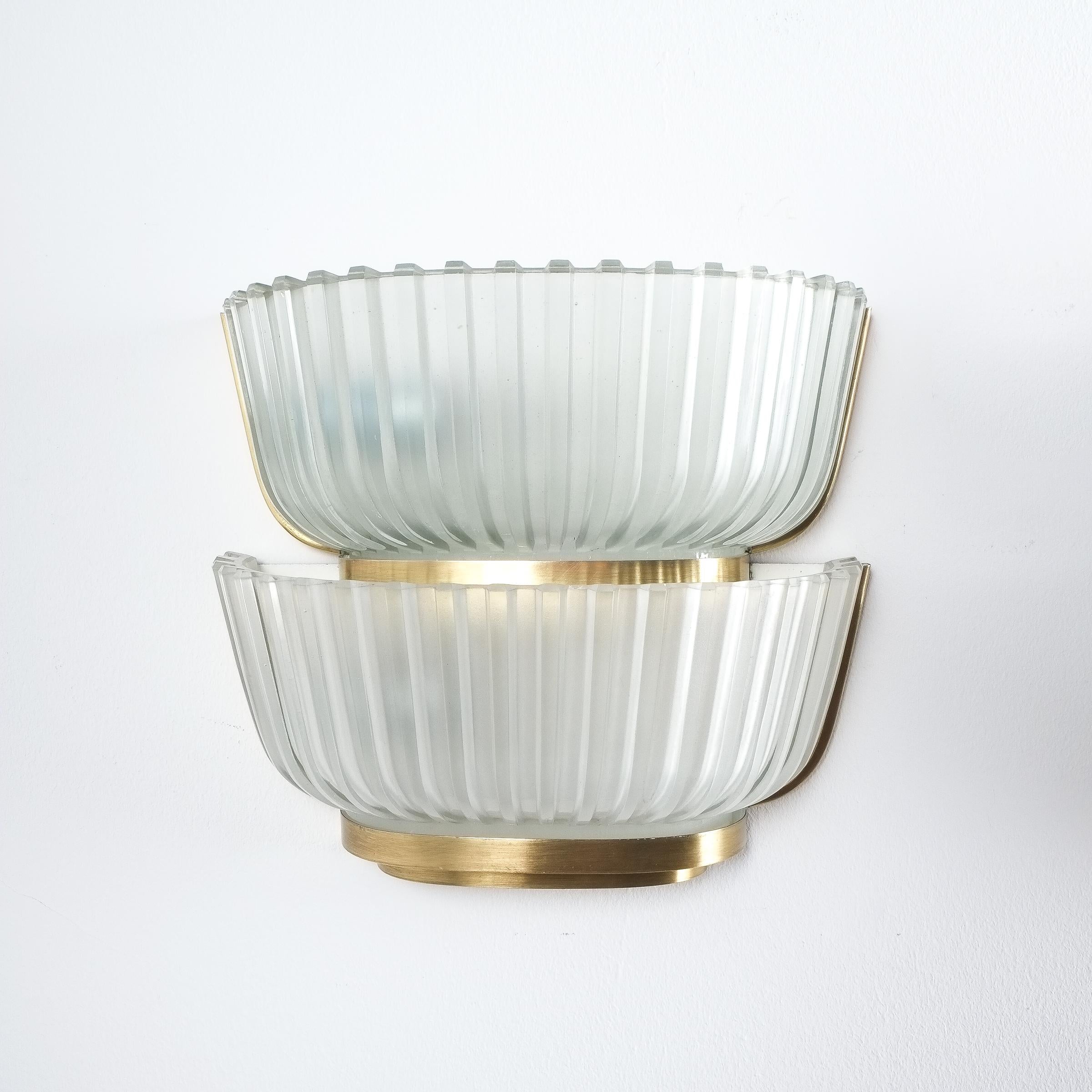 Pareja de Lámparas de Cristal y Latón Art Decó Tardío Reformadas, Italia, hacia 1940 Italiano en venta
