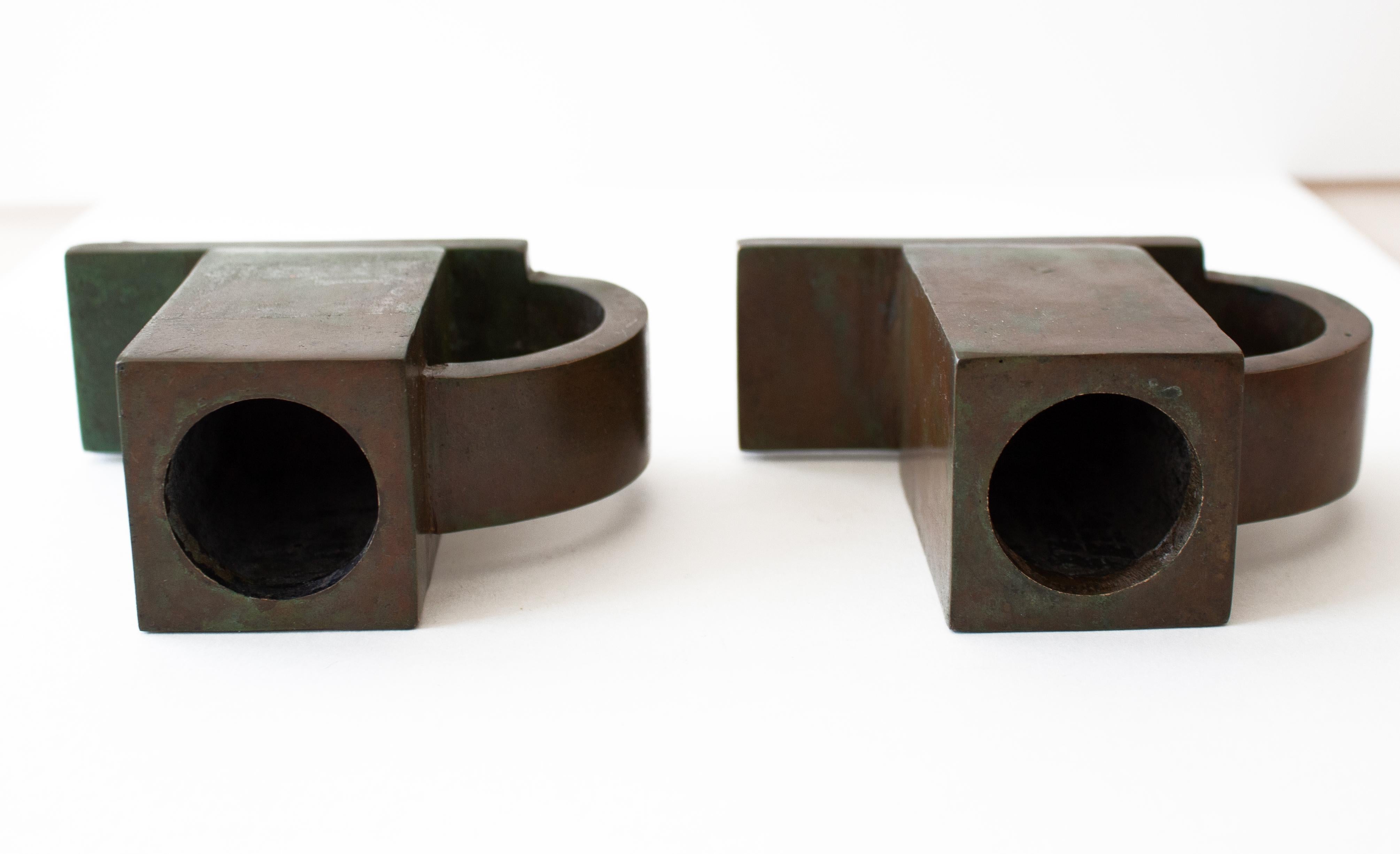 Pair of Late Functionalist Bronze Candlesticks – Sune Bäckström, Model 9040 For Sale 5