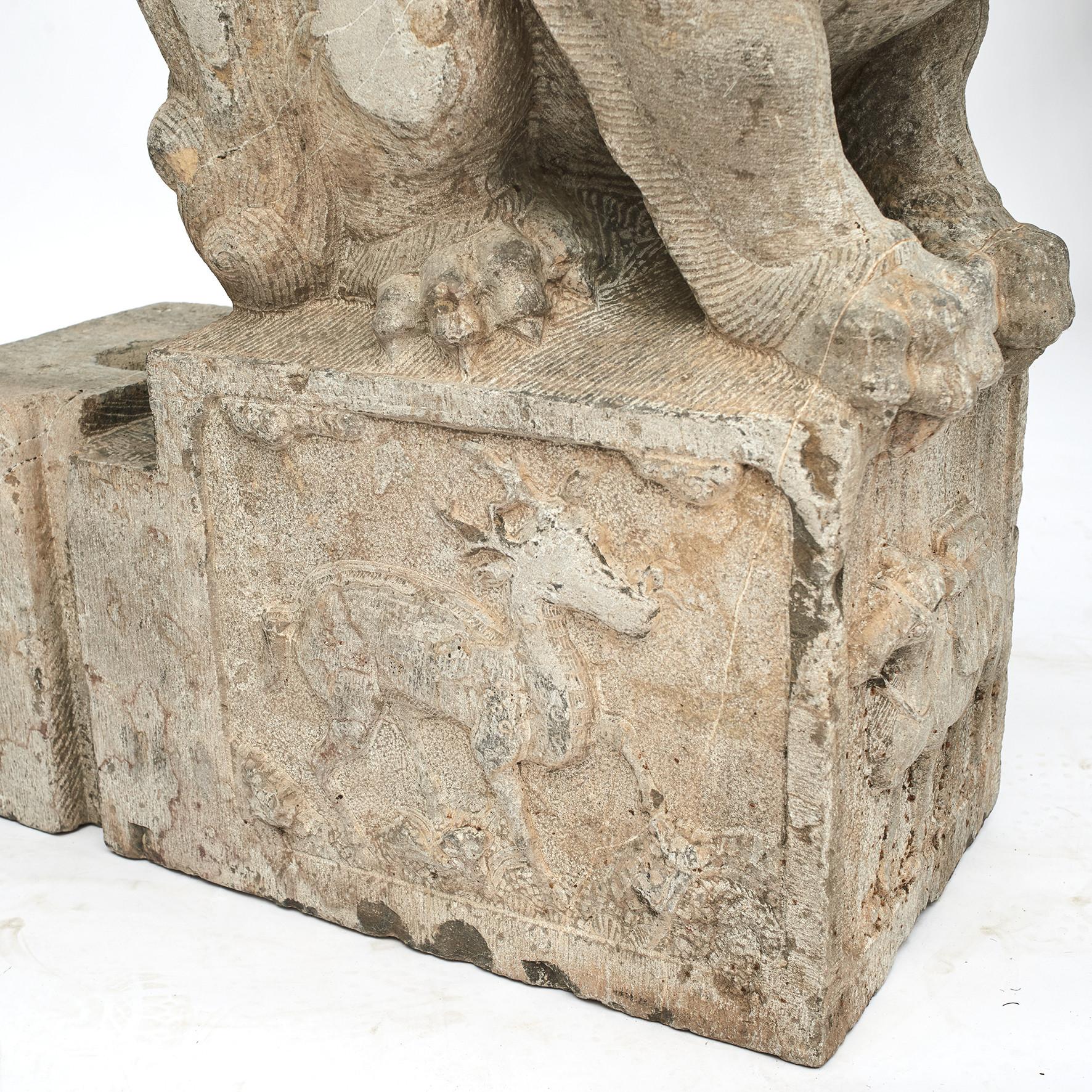 Antike Paar späten Ming Dynasty Silk Road geschnitzten Stein Wächter Löwen (Chinesisch) im Angebot