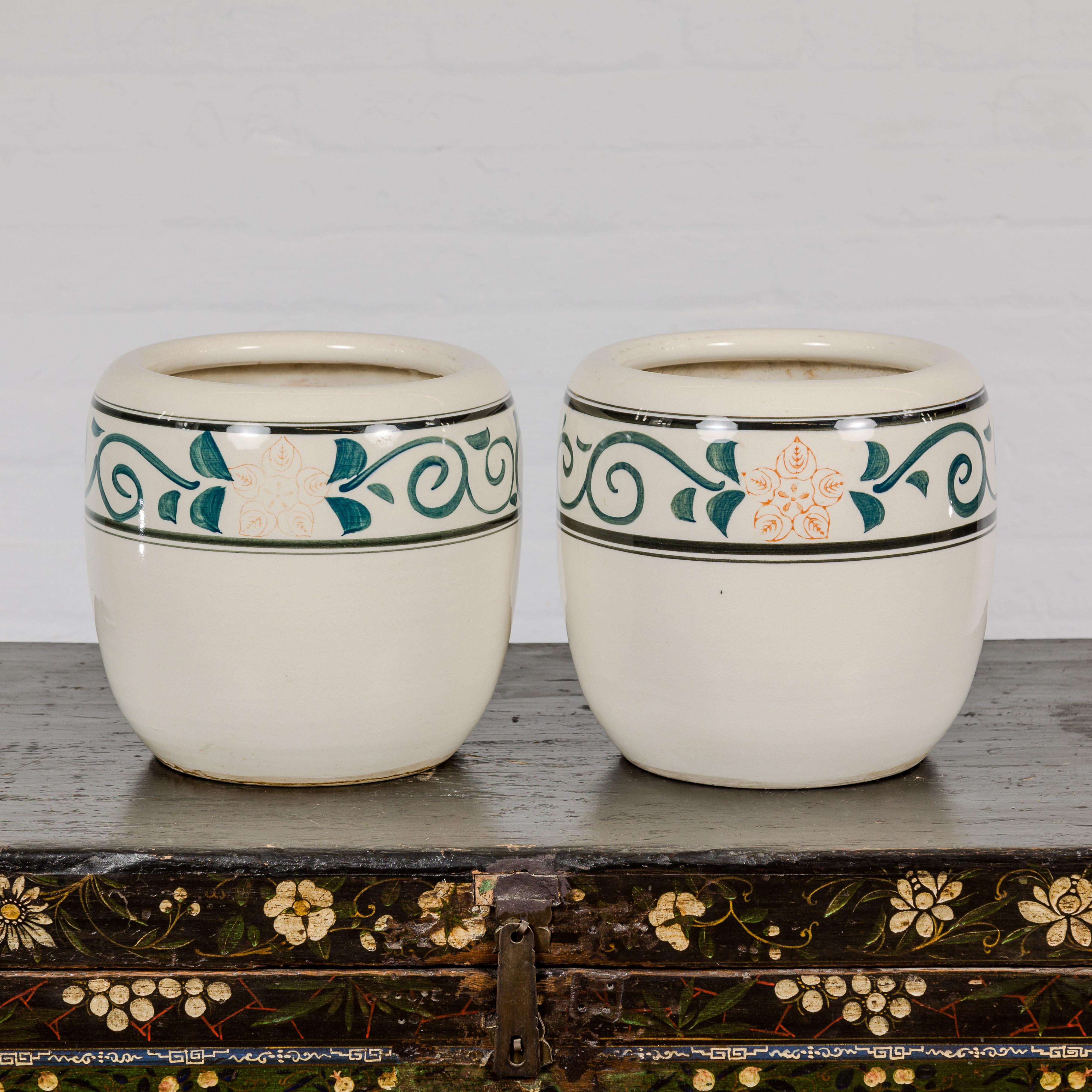Chinese Pair of Late Qing Dynasty Ceramic Planters with Green Floral Décor For Sale