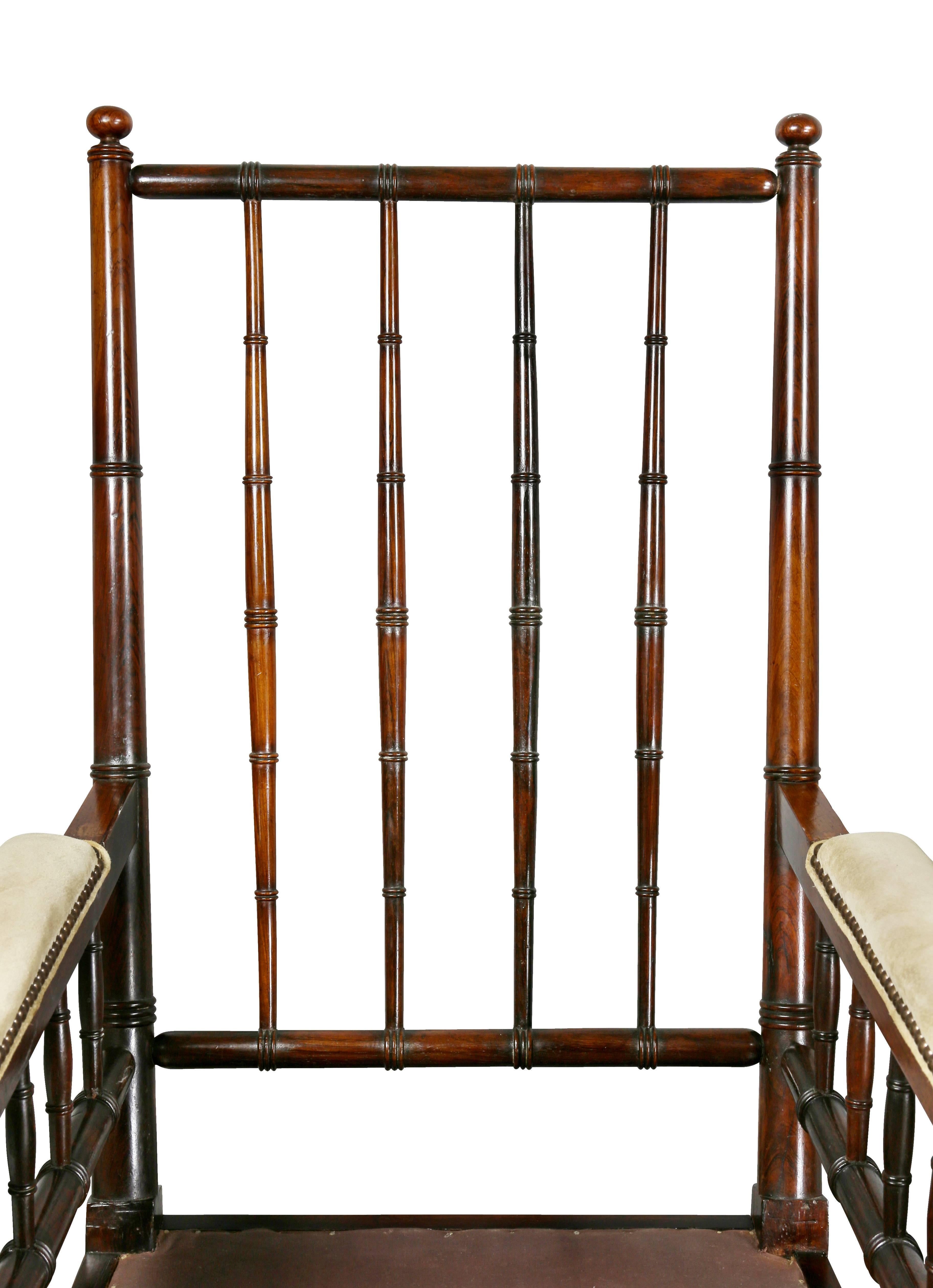 Paar Palisander-Sessel aus dem späten Regency-Stil im Zustand „Gut“ im Angebot in Essex, MA