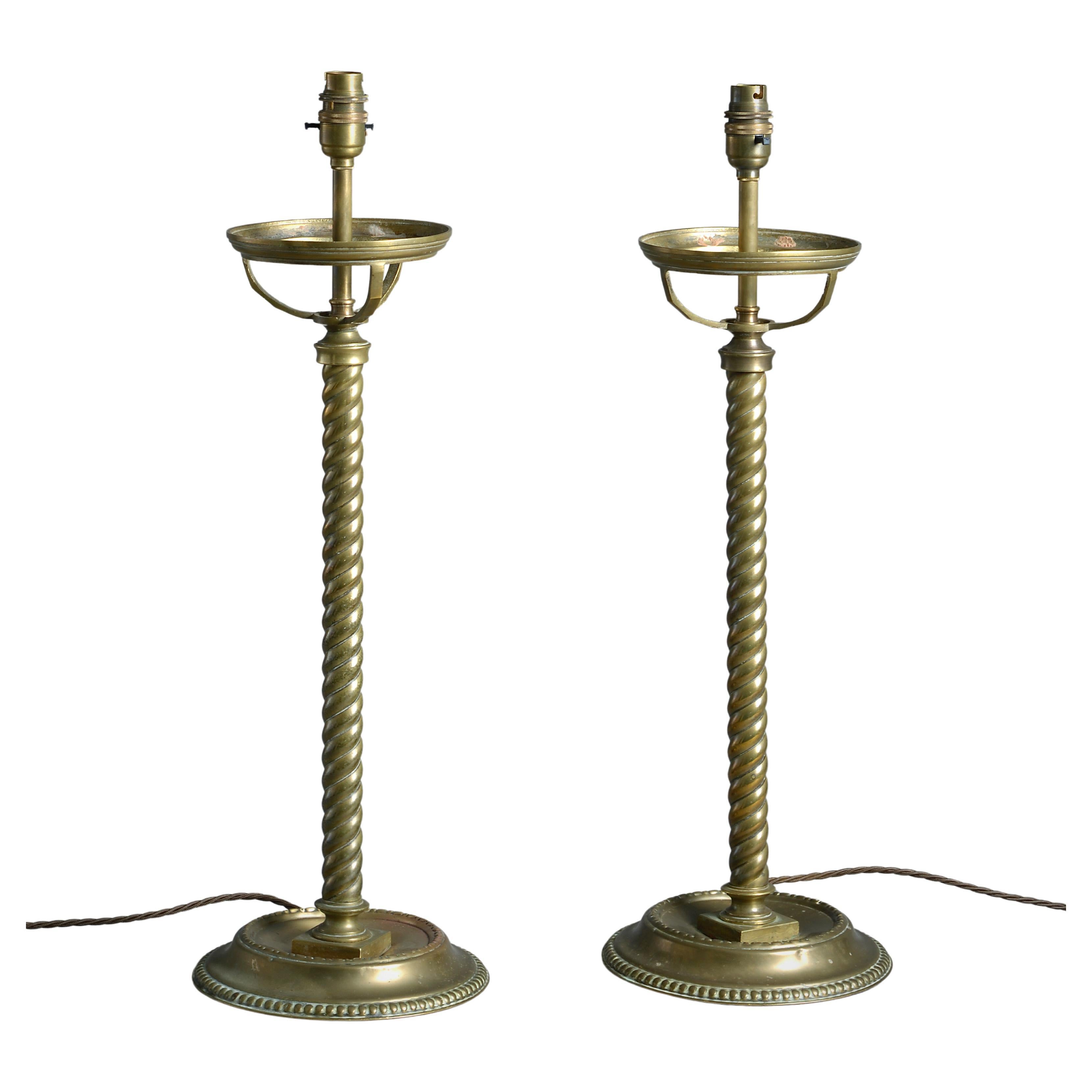 Pair of late Victorian Brass Spiral Column Lamps For Sale