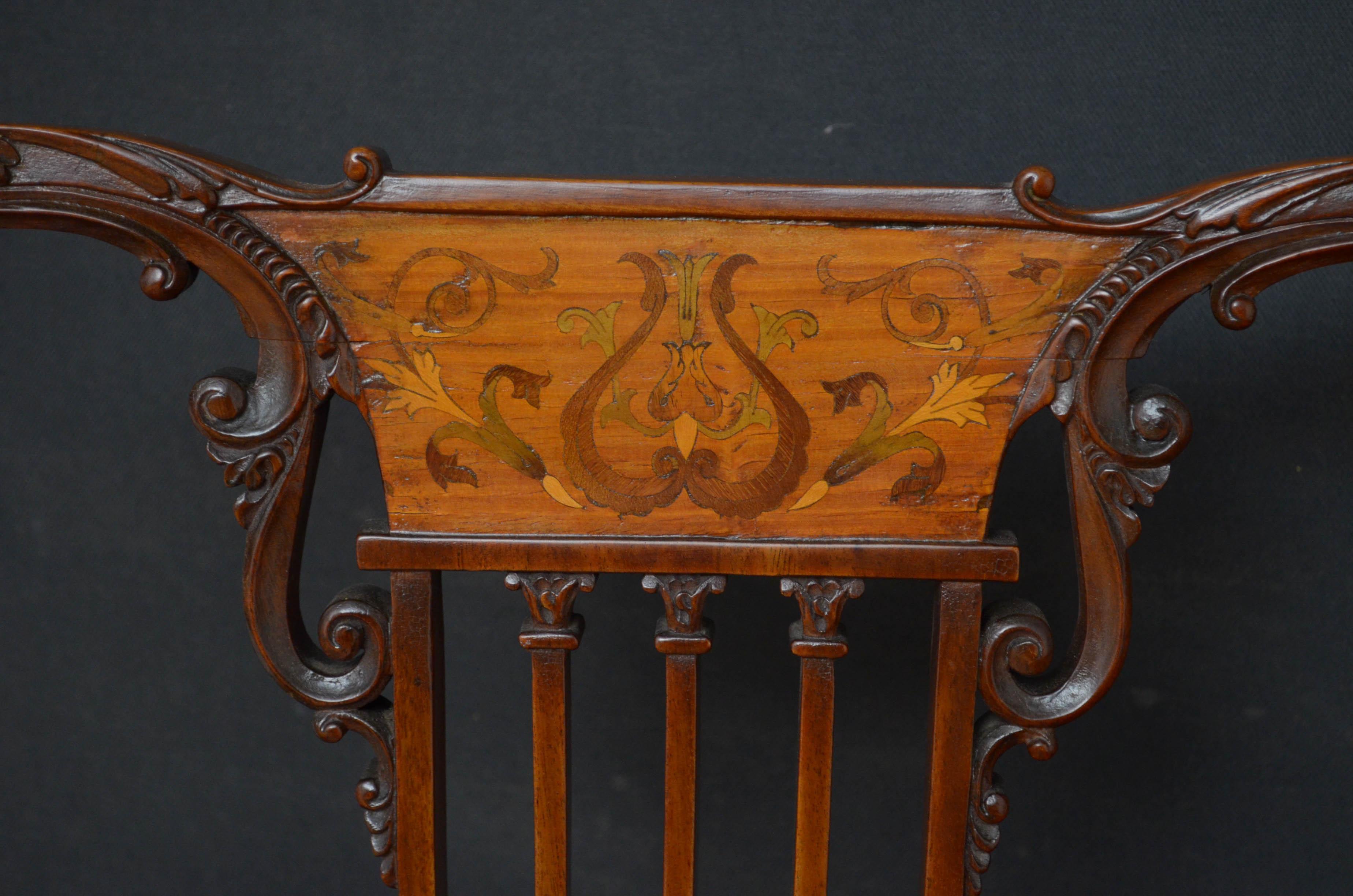 Pair of Late Victorian Carver Chairs in Mahogany In Good Condition In Whaley Bridge, GB