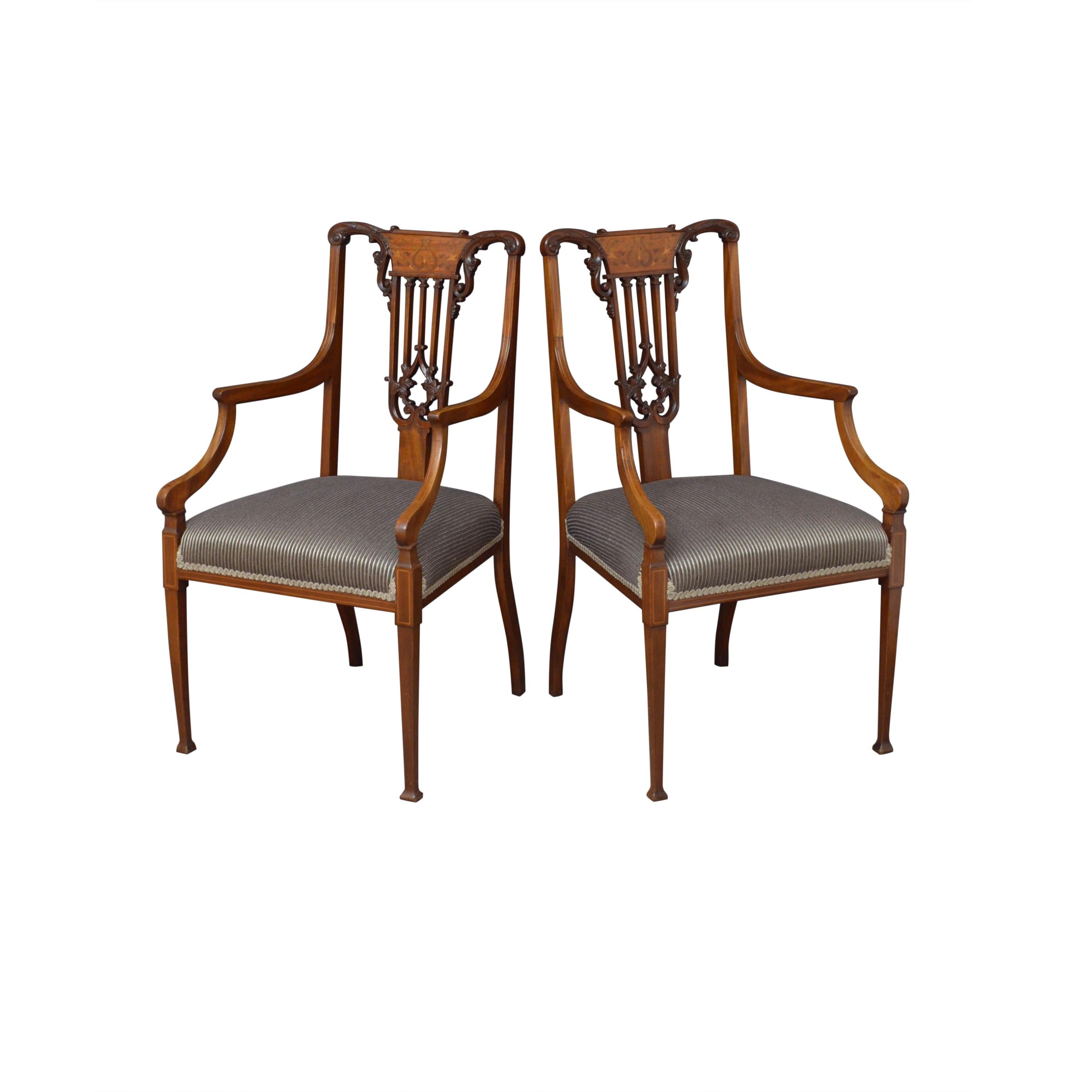 Pair of Late Victorian Carver Chairs in Mahogany