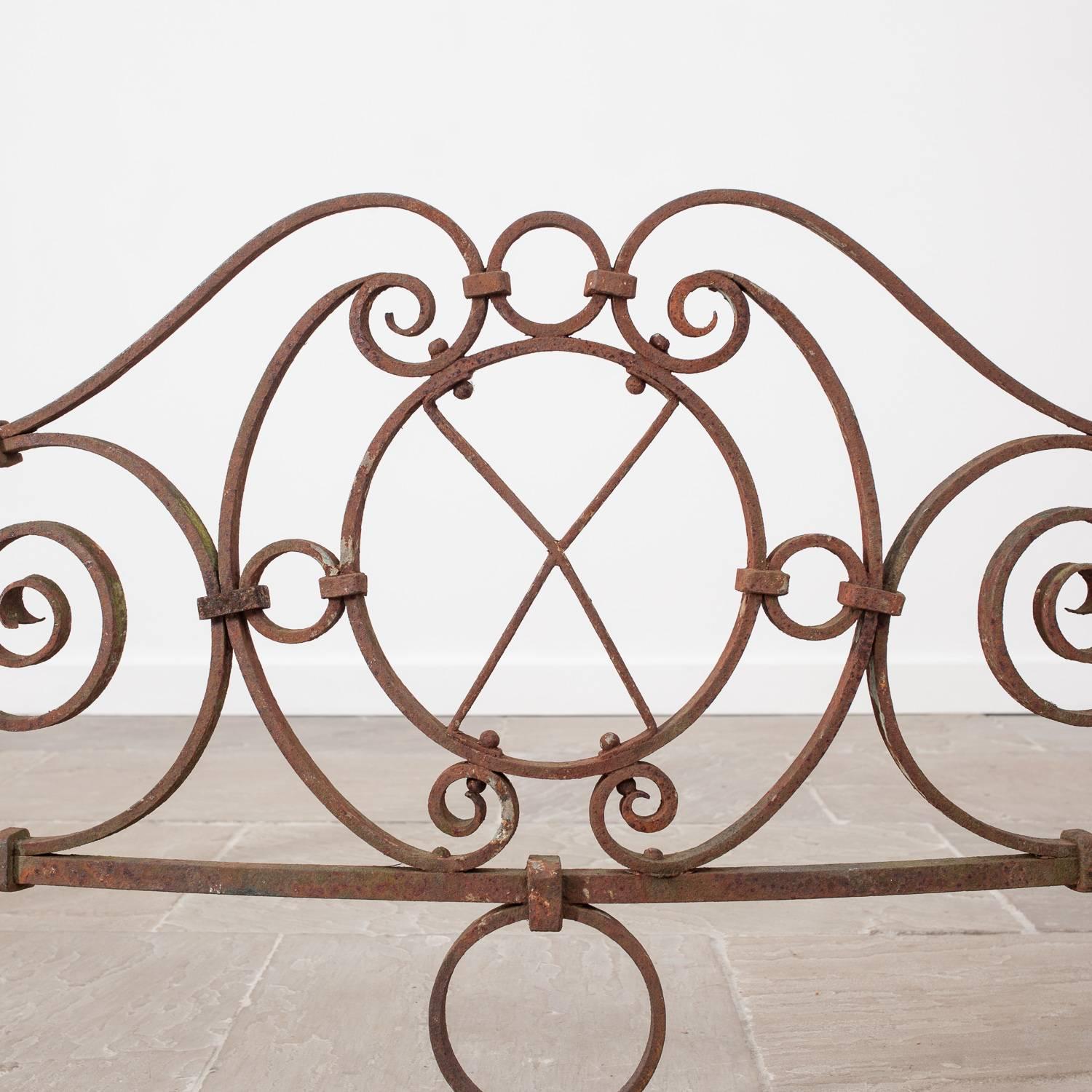 19th Century Pair of Late Victorian Curved Ironwork Pieces For Sale