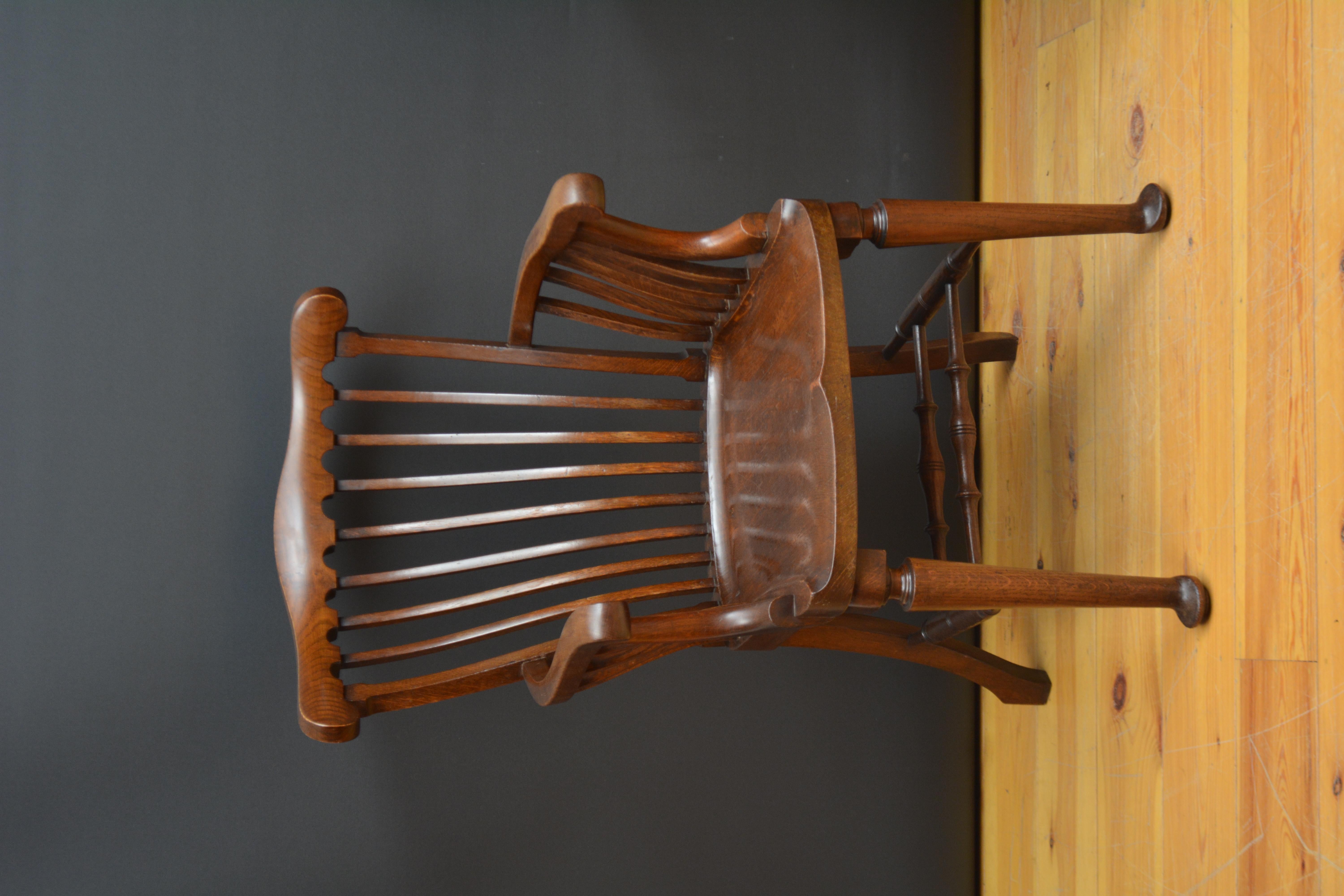 Paar spätviktorianische Ellbogenstühle (Edwardian) im Angebot