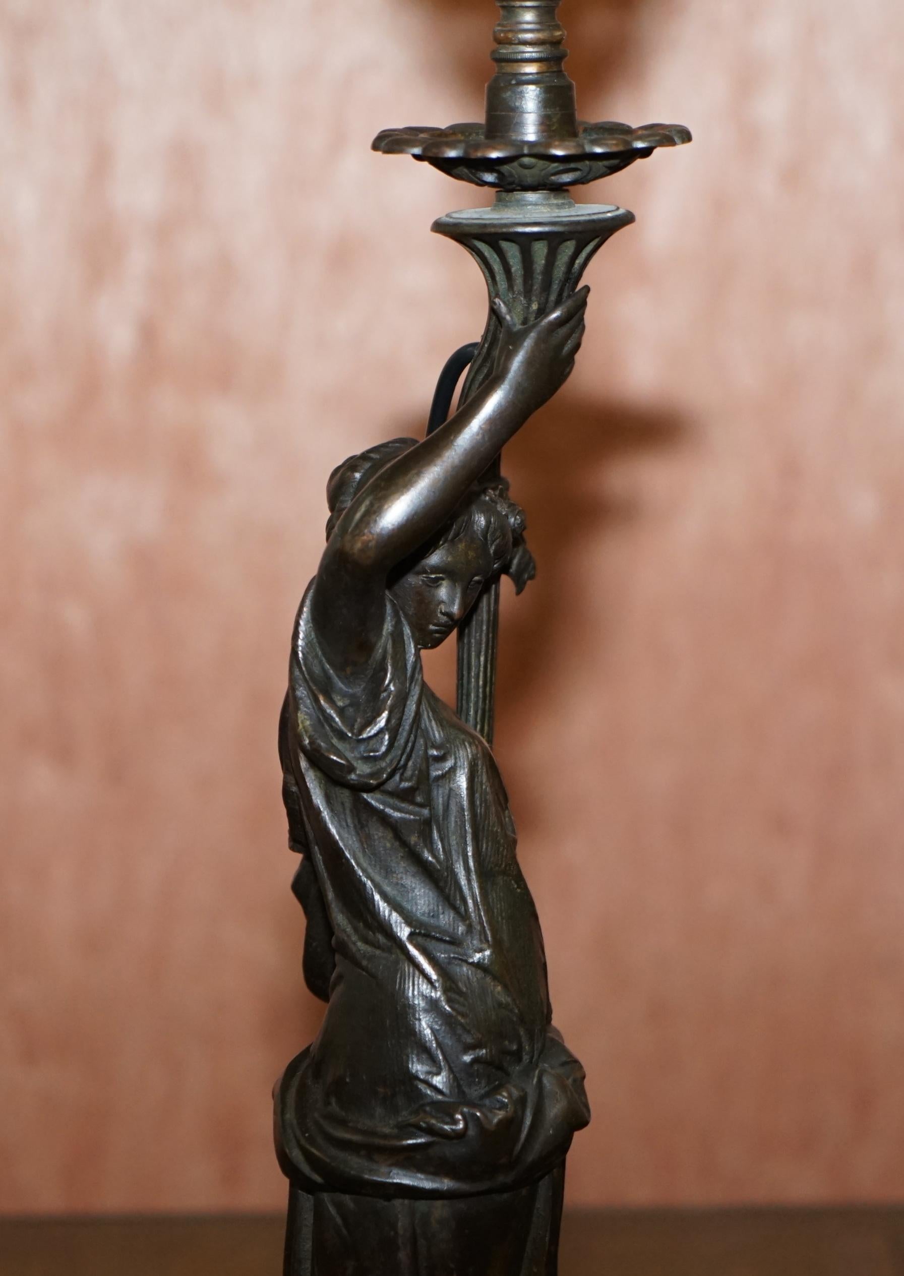 Pair of Late Victorian French Solid Bronze Table Lamps of Art Nouveau Maidens For Sale 15