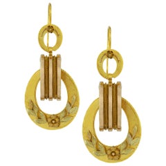 Paire de boucles d'oreilles pendantes victoriennes en or jaune