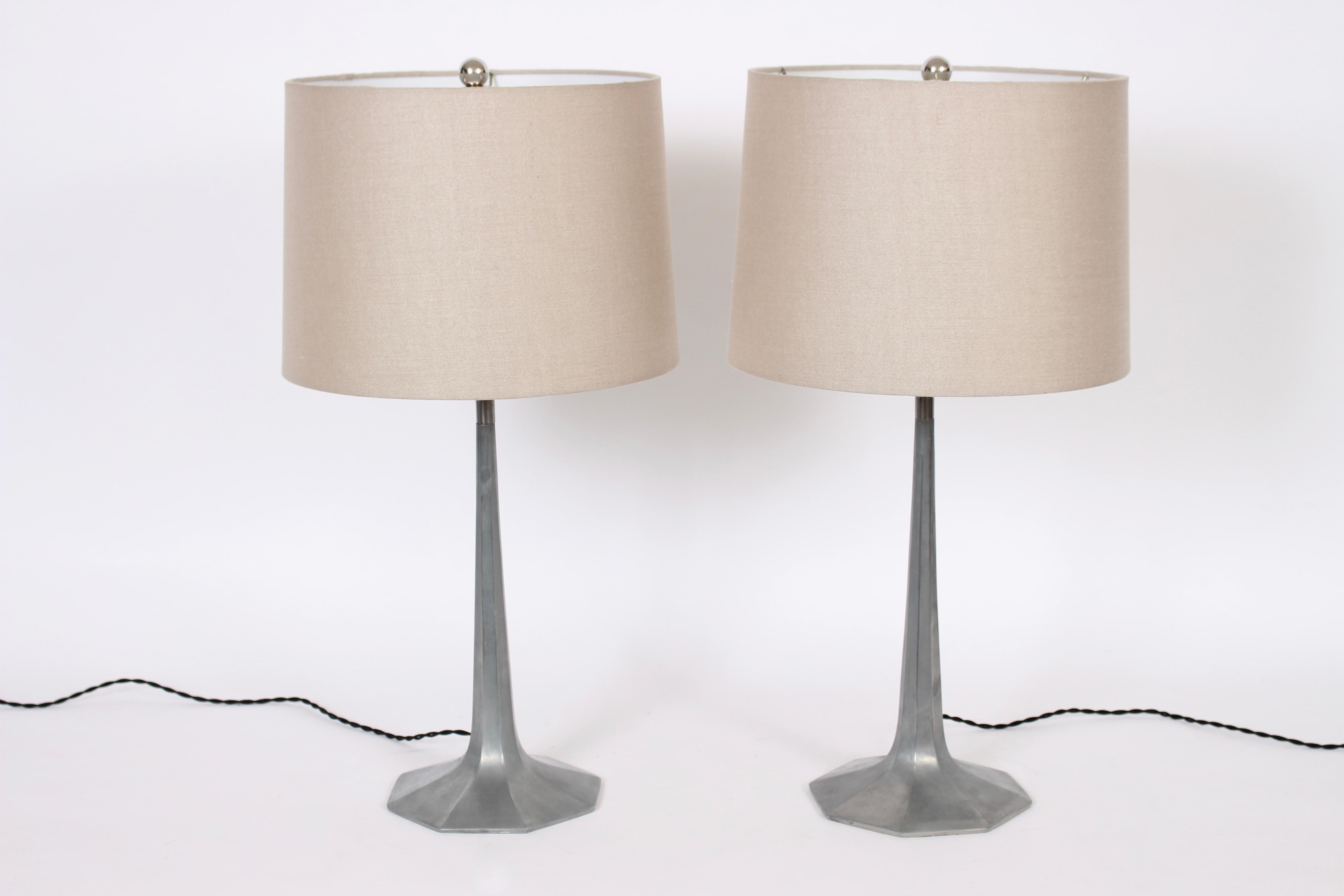 Pair of Laurel Lamp Manufacturing Company gray aluminum tree like table lamps, circa 1960. featuring a smooth eight sided base and stem with brass socket cover and original harp. abstract. sculptural. small footprint. 18H to top of socket. Shades