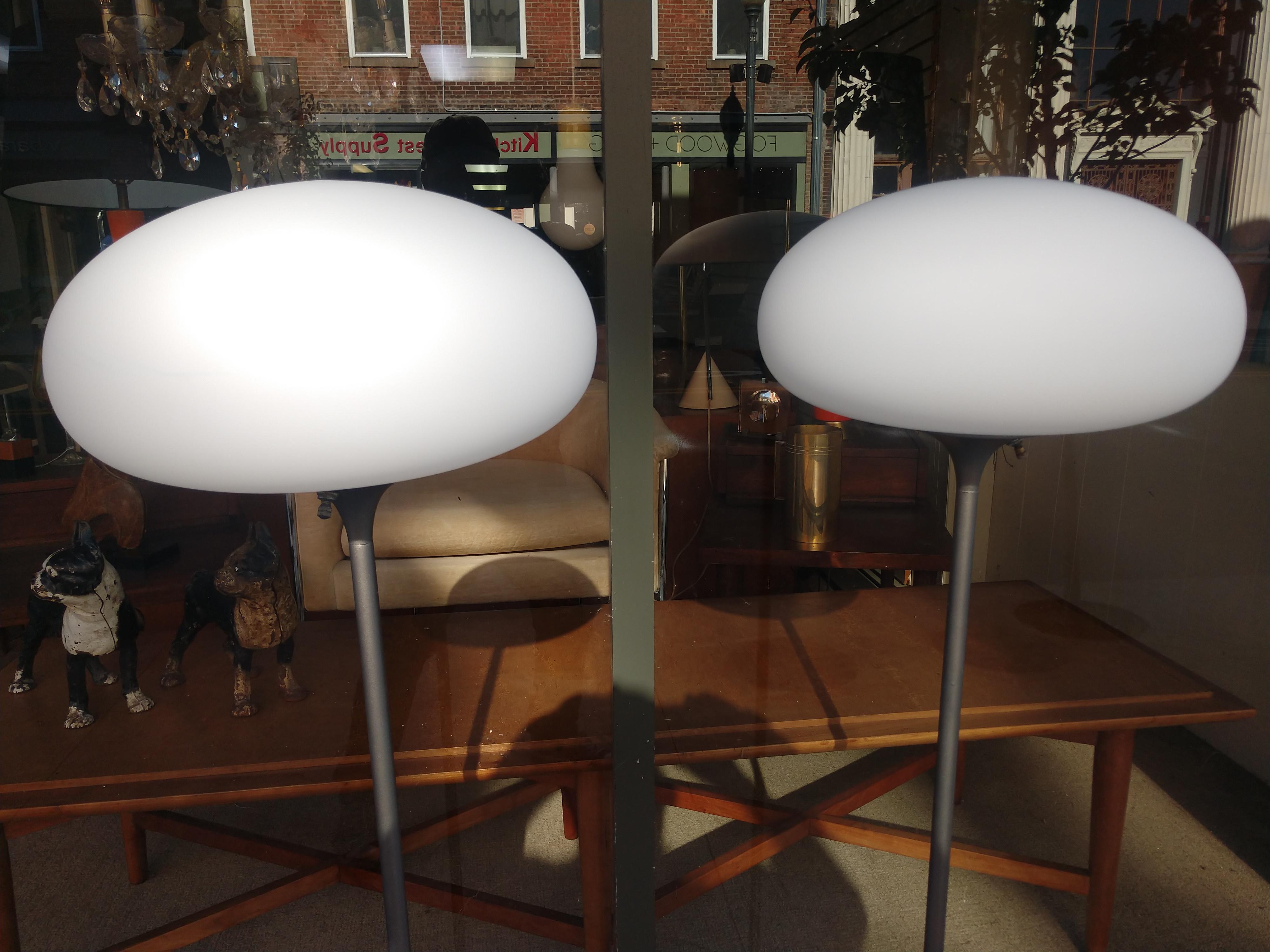 Pair of Laurel Mid-Century Modern Sculptural Mushroom Floor Lamps 1