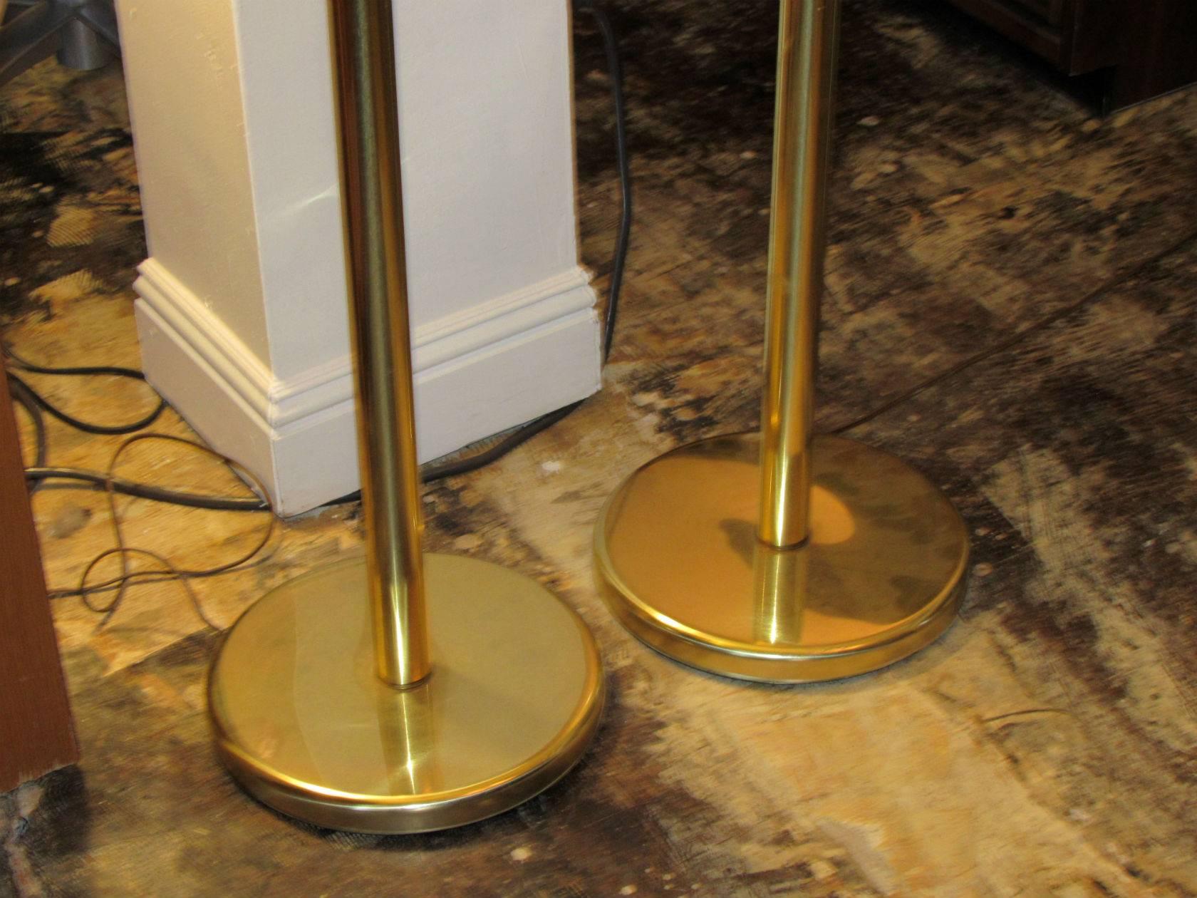 Mid-Century Modern Pair of Brass Torchere Floor Lamps, circa 1970s For Sale