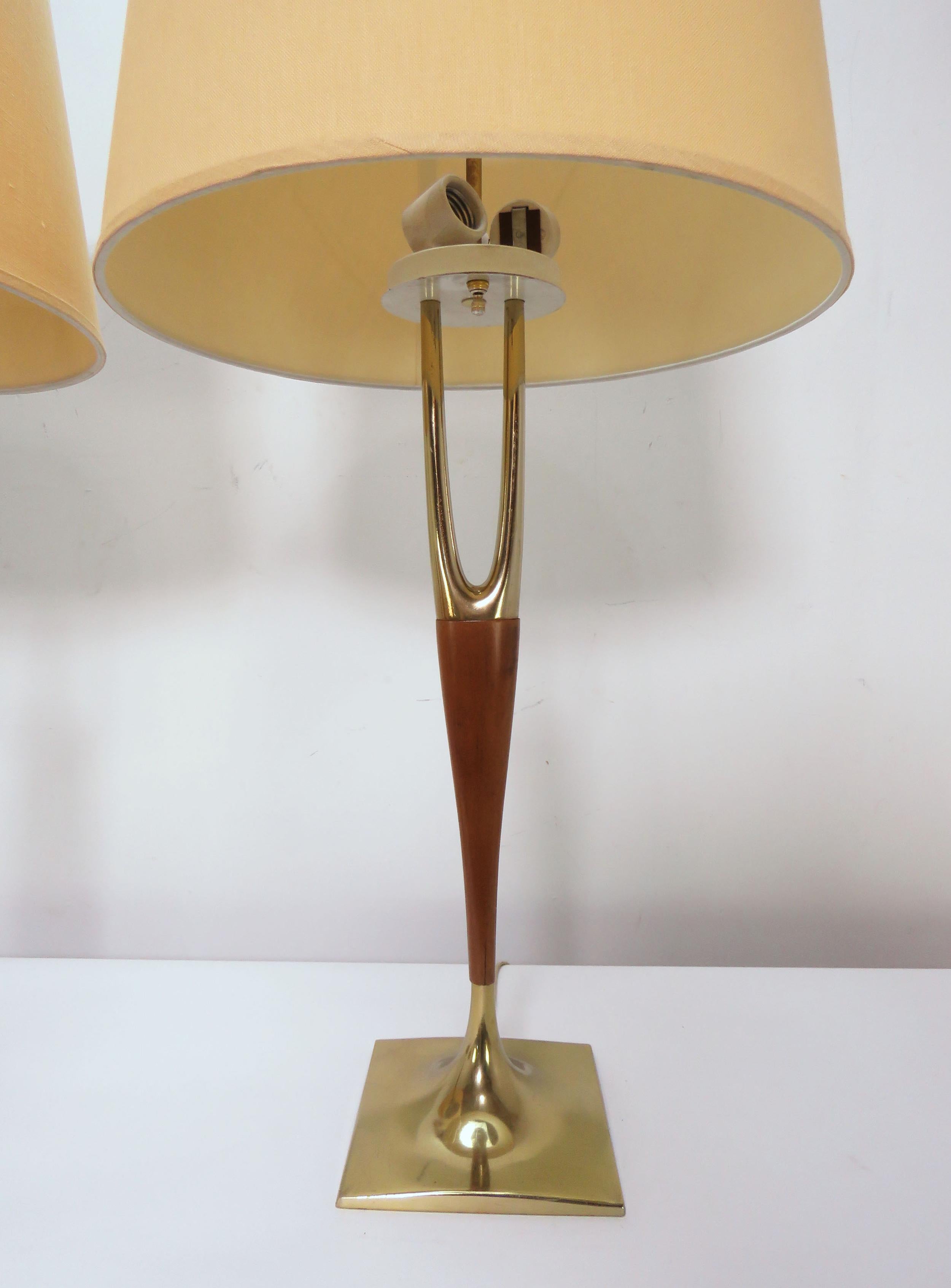 Metal Pair of Laurel Wishbone Table Lamps, circa 1960s