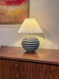 Paar Tischlampen, Globose – Ewald Dahlskog – Bo Fajans – Schweden, 1930er Jahre