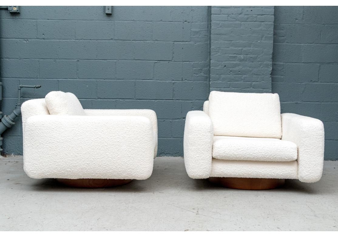 Pair Of Lawson-Fenning Custom Swivel Club Chairs For Sale 3