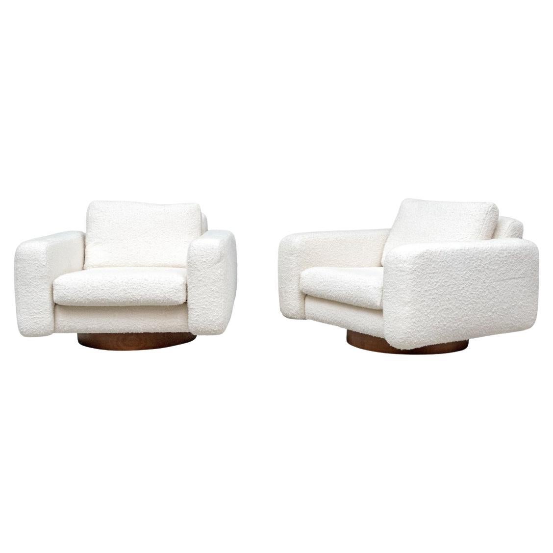 Pair Of Lawson-Fenning Custom Swivel Club Chairs For Sale