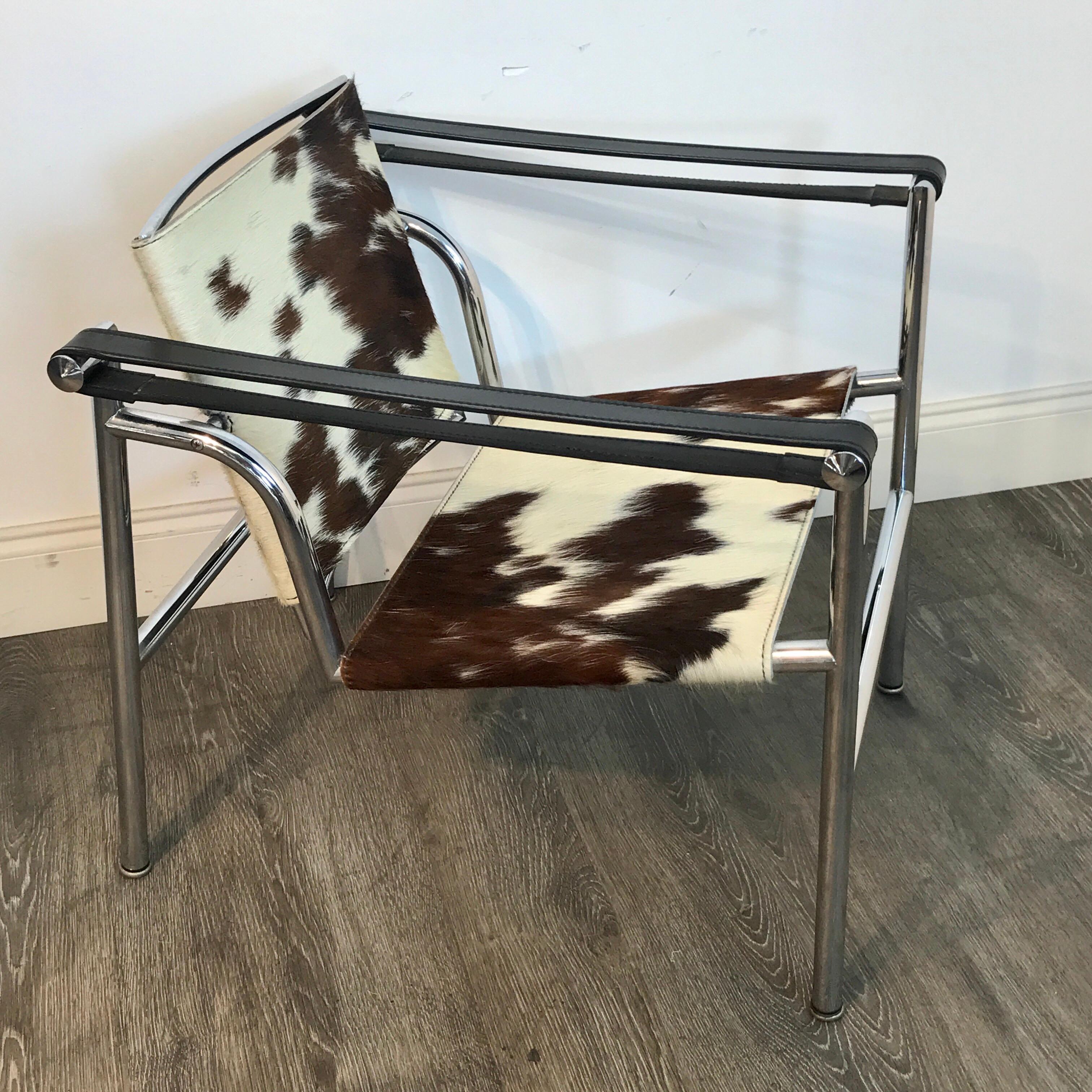 Pair of LC1 Sling Chairs in Cowhide, by Cassina 5