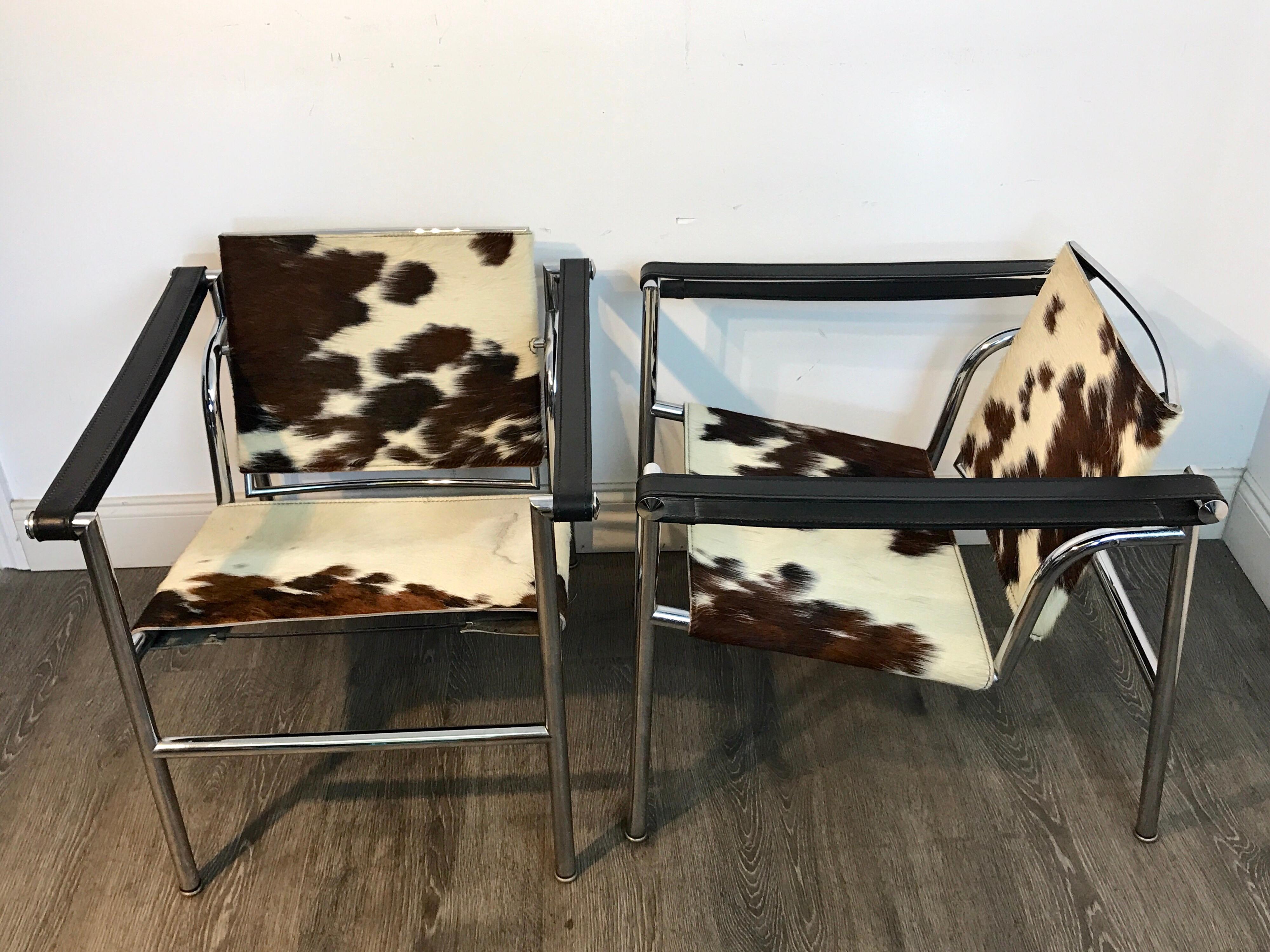 Pair of LC1 sling chairs in Cowhide, by Cassina
Each chair stamped 